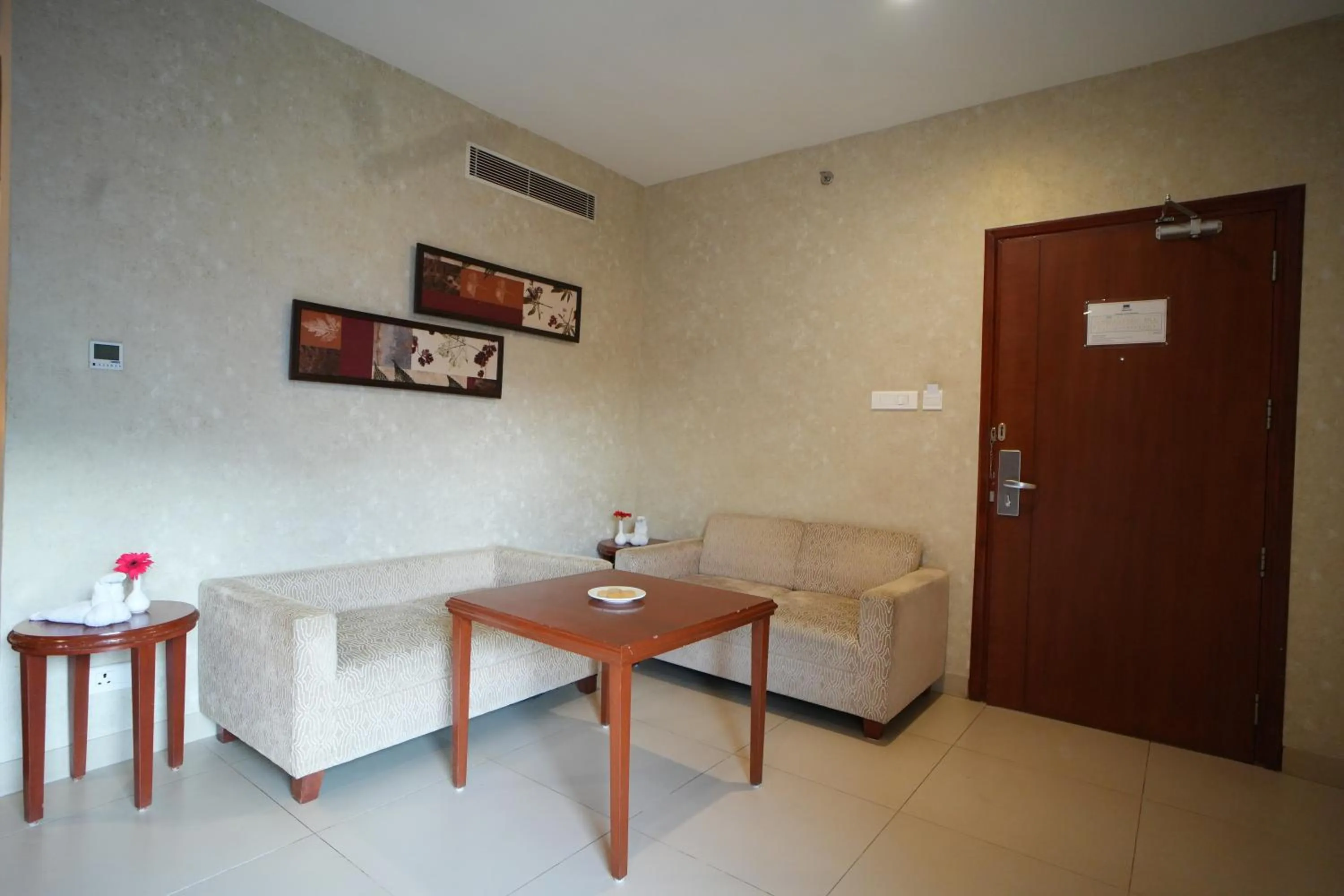 Living room in The Altruist Business Hotel Hitech