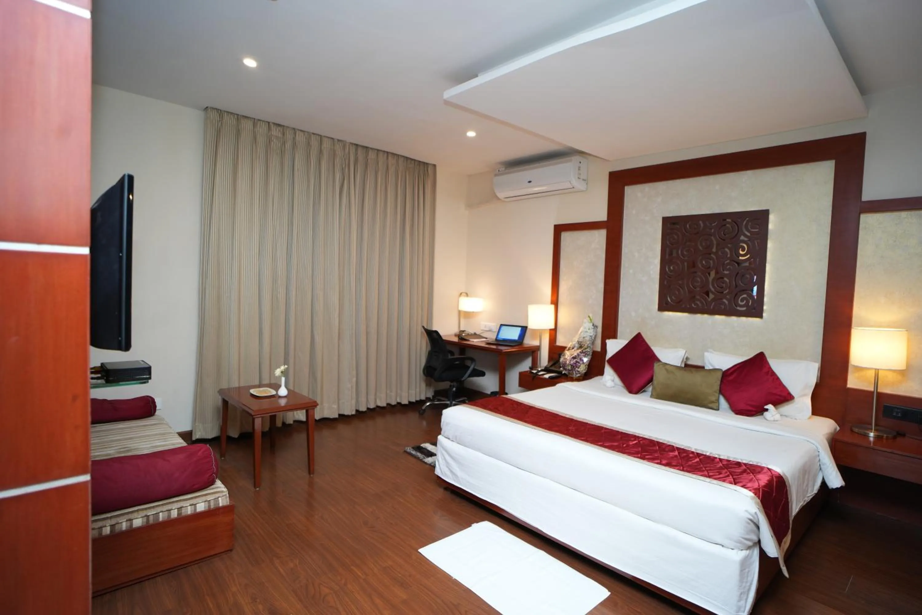 Bedroom, Bed in The Altruist Business Hotel Hitech