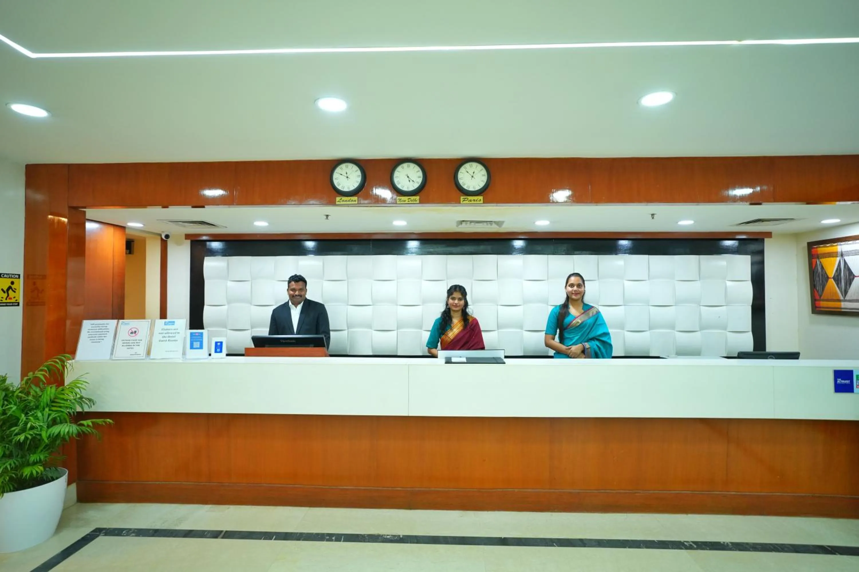 Lobby or reception in The Altruist Business Hotel Hitech