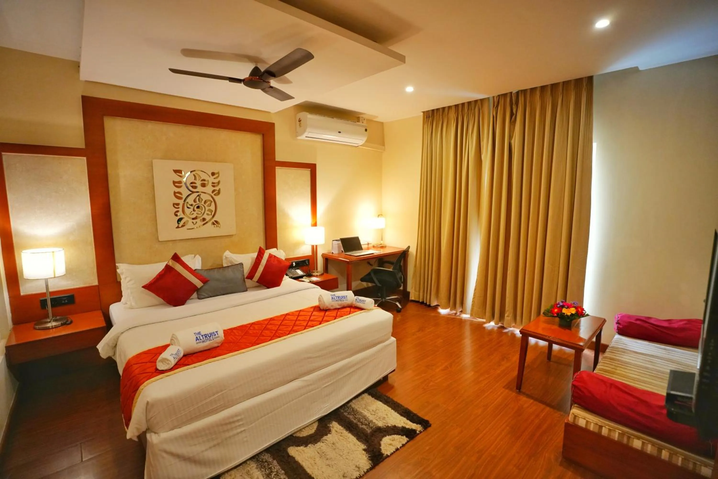 Bedroom, Bed in The Altruist Business Hotel Hitech