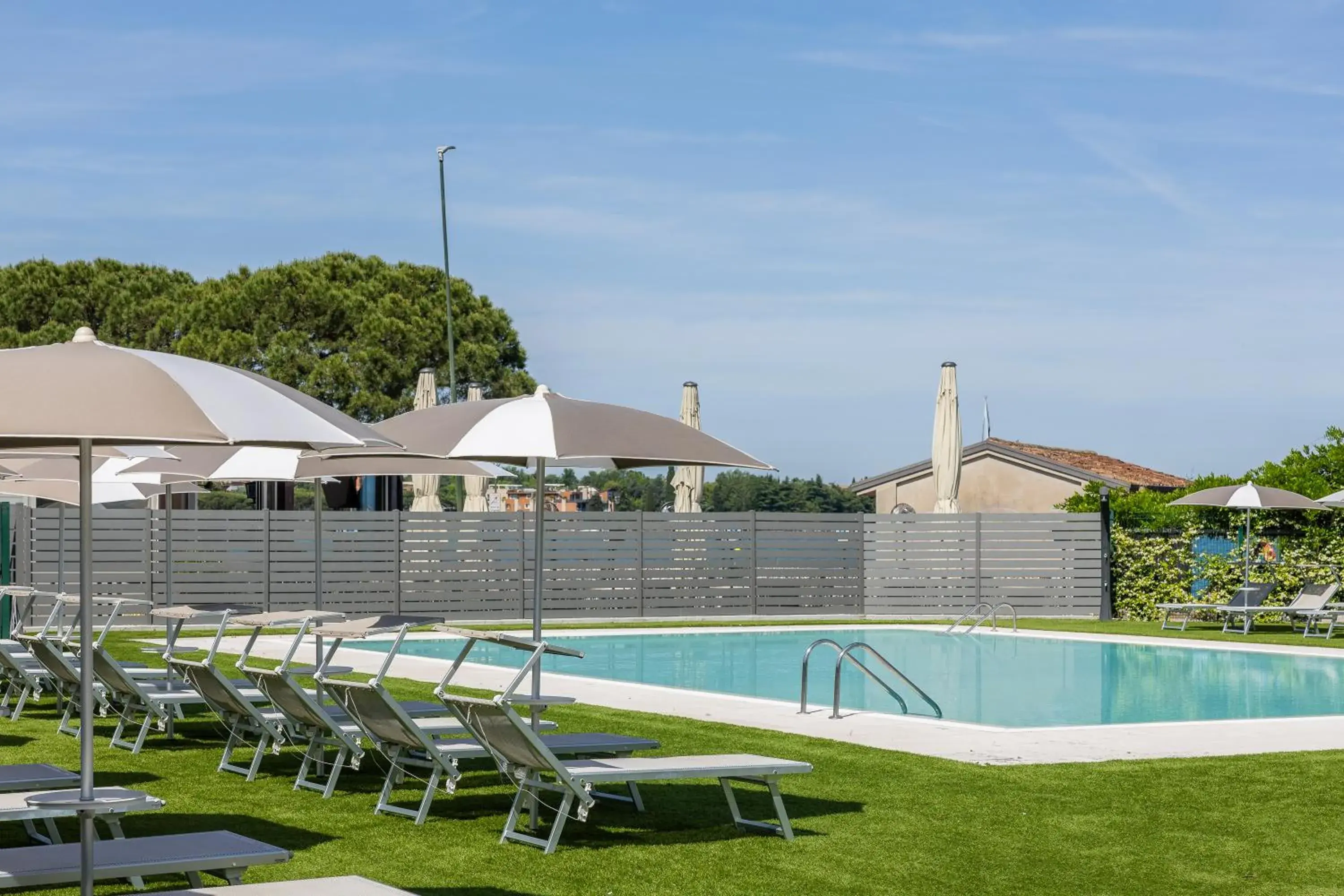 Swimming pool in Hotel Ristorante Al Fiore Swimming pool in Hotel Ristorante Al Fiore