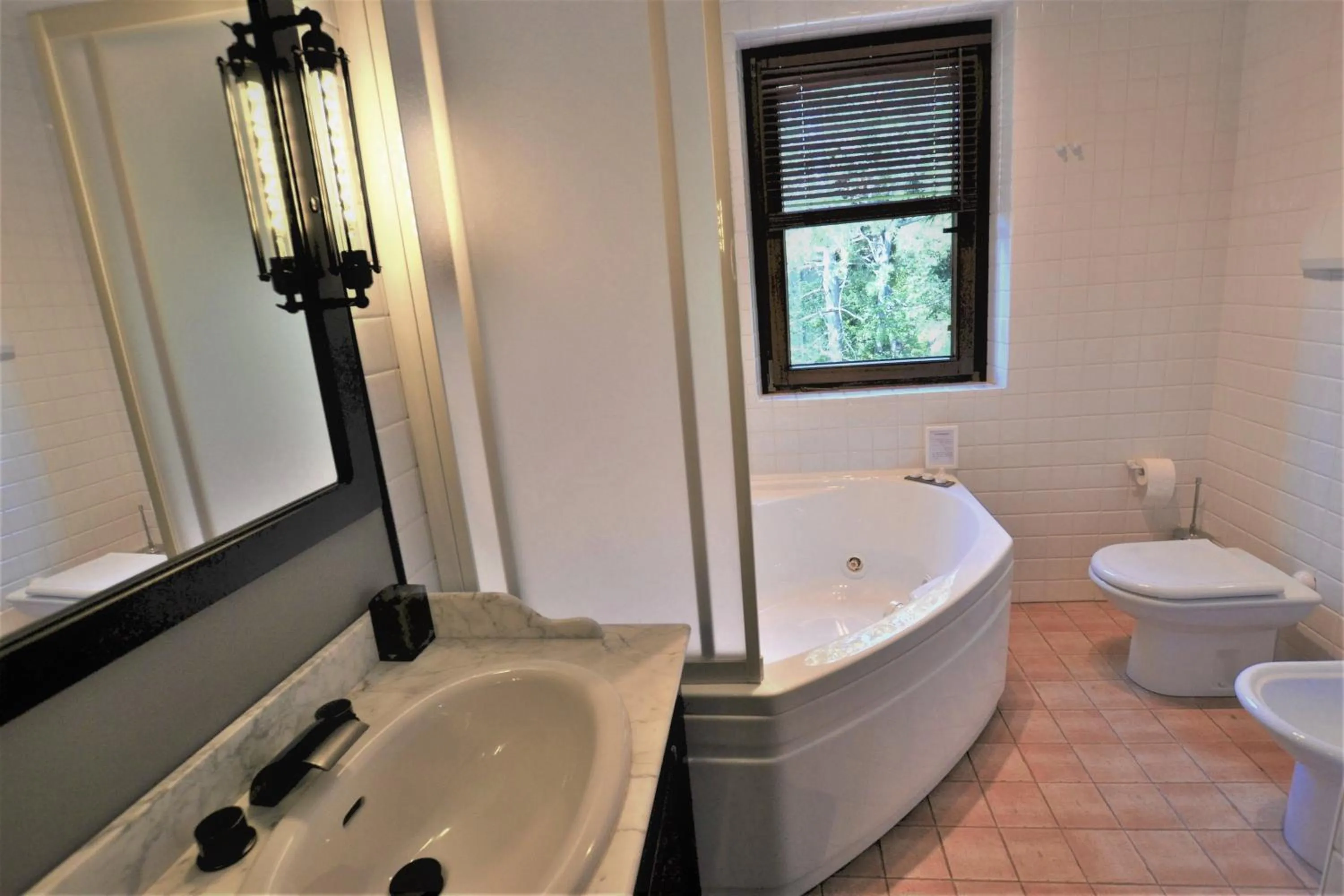 Bathroom in Triestè59 B&B