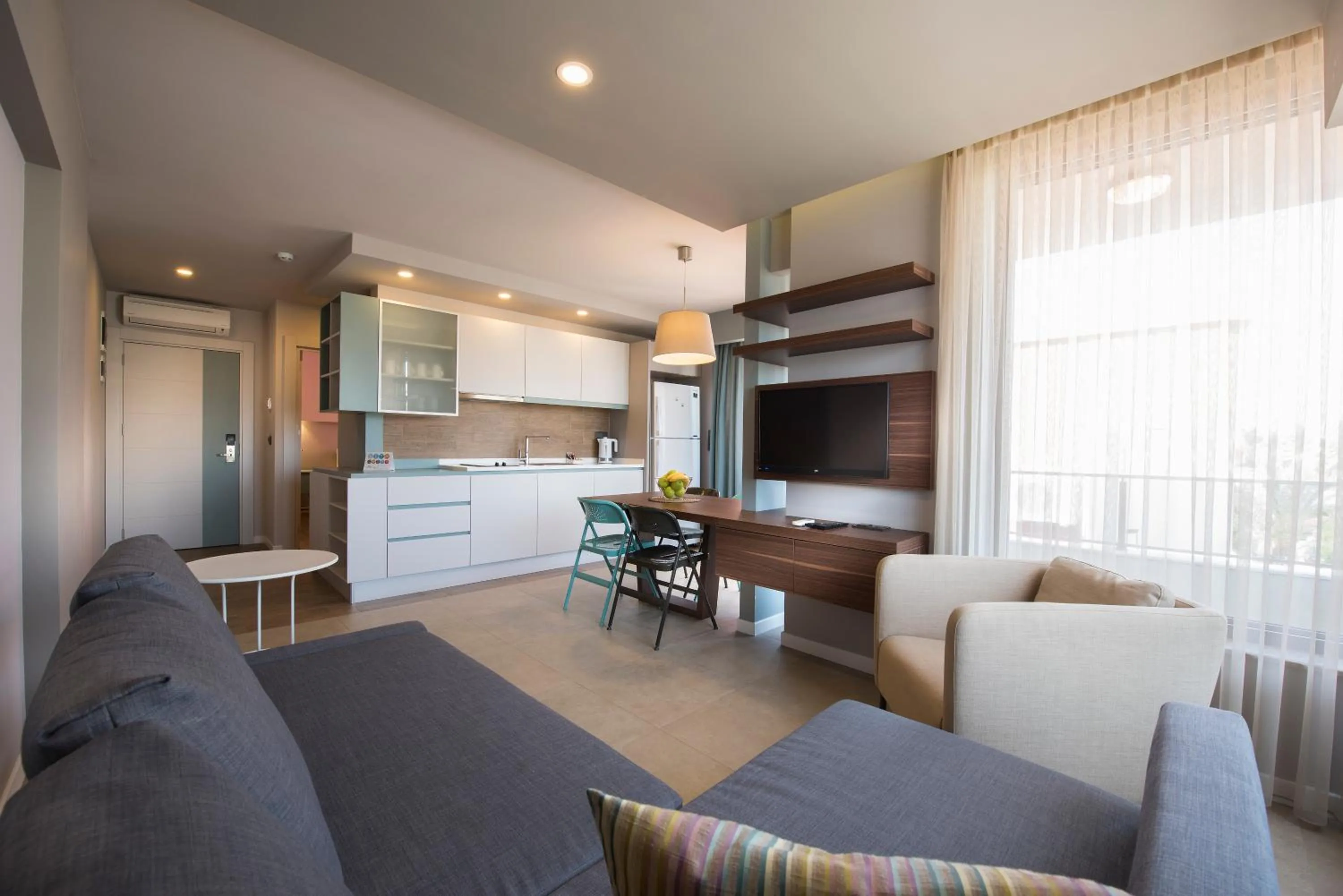 Kitchen or kitchenette in Trend Suites