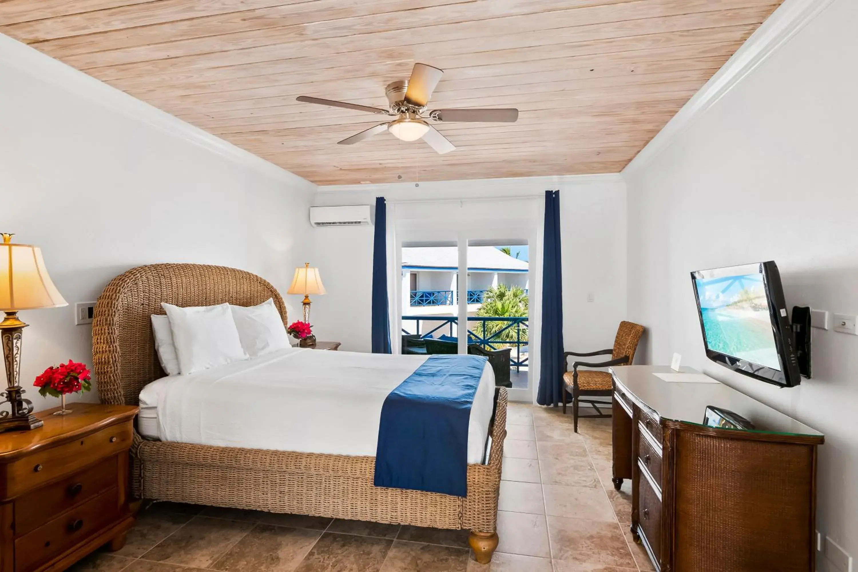 Queen Room with Sea View in Augusta Bay Queen Room with Sea View in Augusta Bay