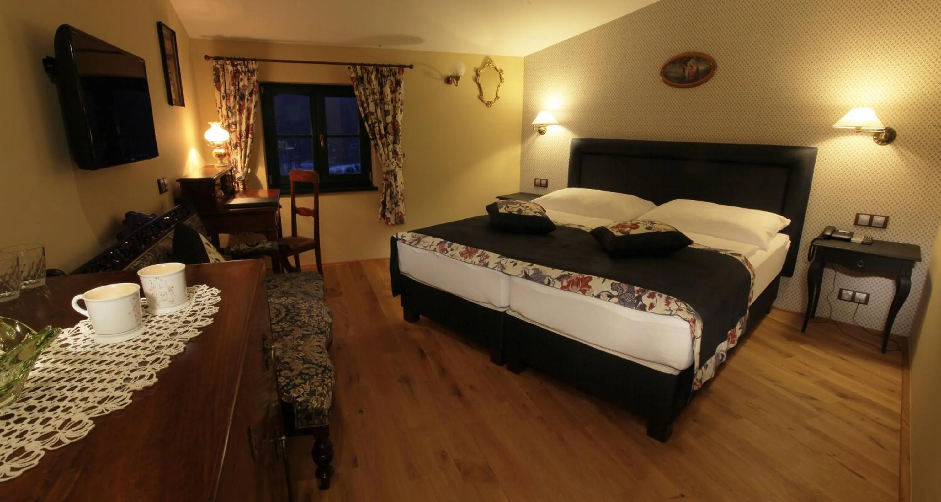 Photo of the whole room, Bed in Boutique Hotel Pri Mlyne Lozorno