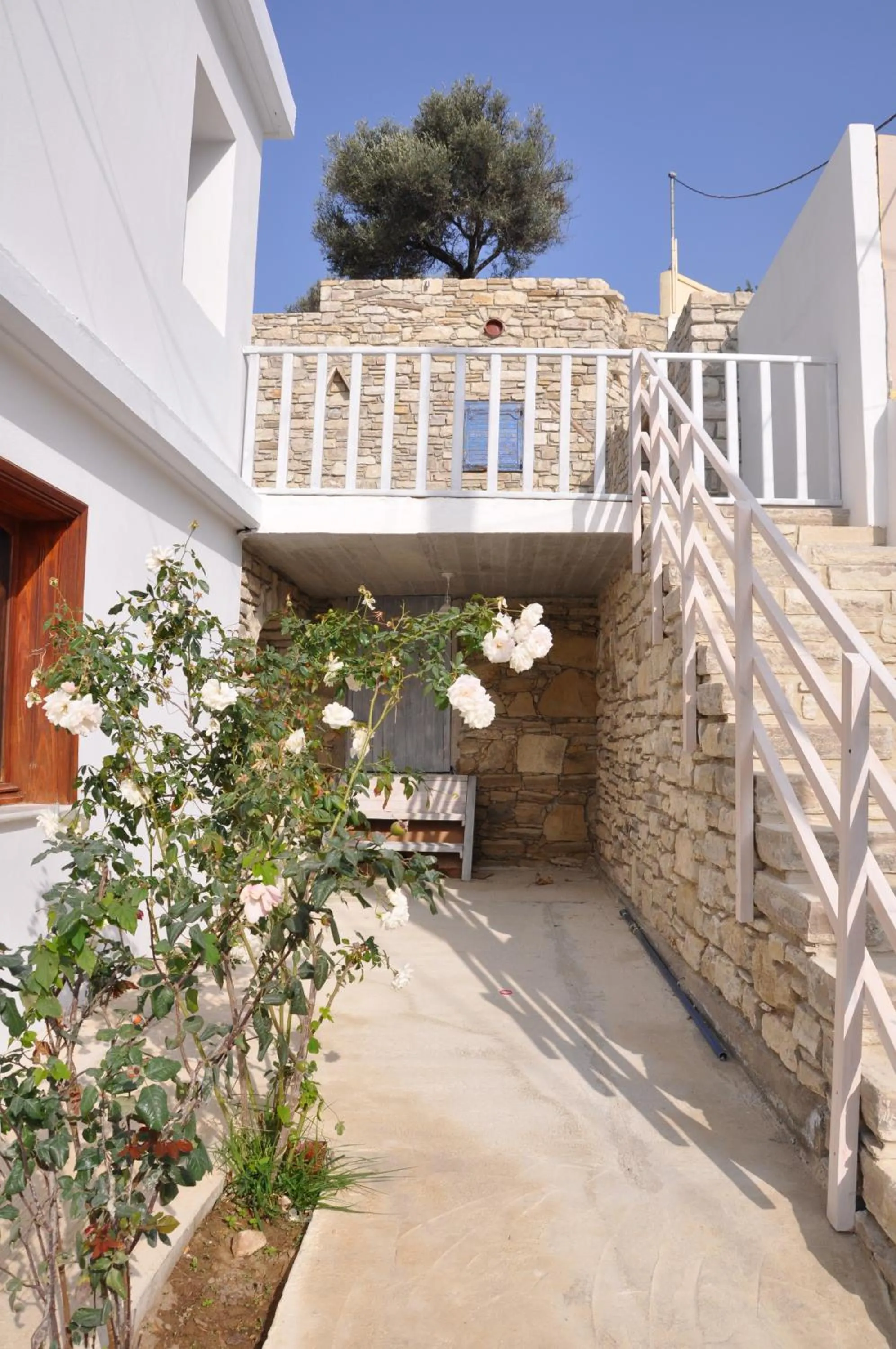 Balcony/Terrace in Villa Leonidas just enjoy your holidays