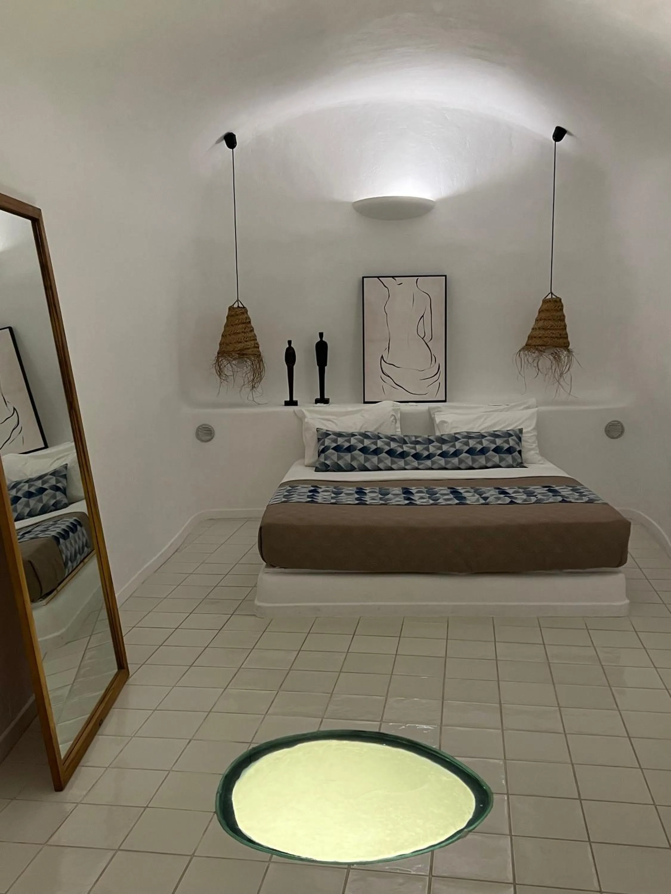 Bedroom in Luna Santorini Suites