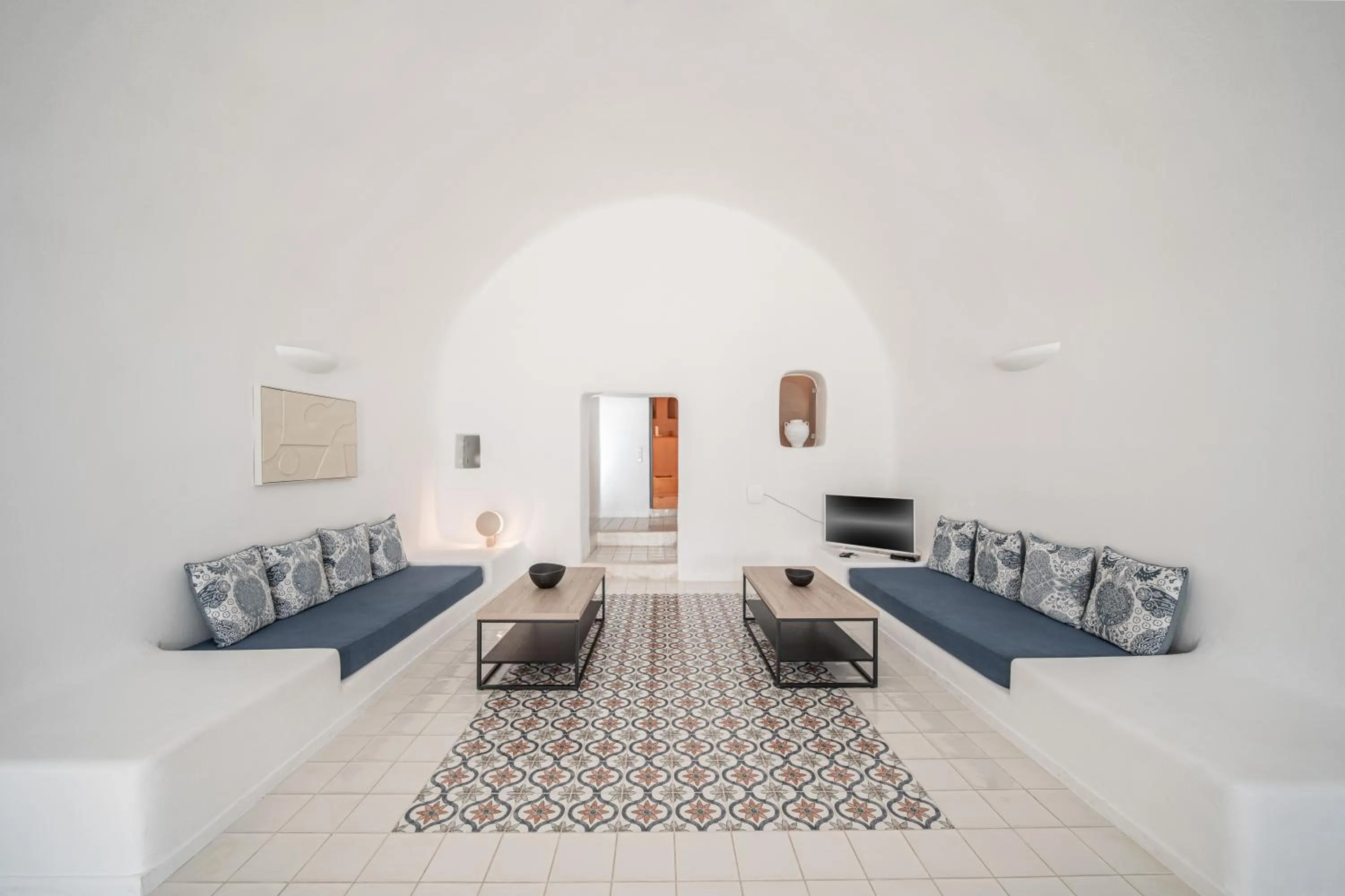 Living room in Luna Santorini Suites