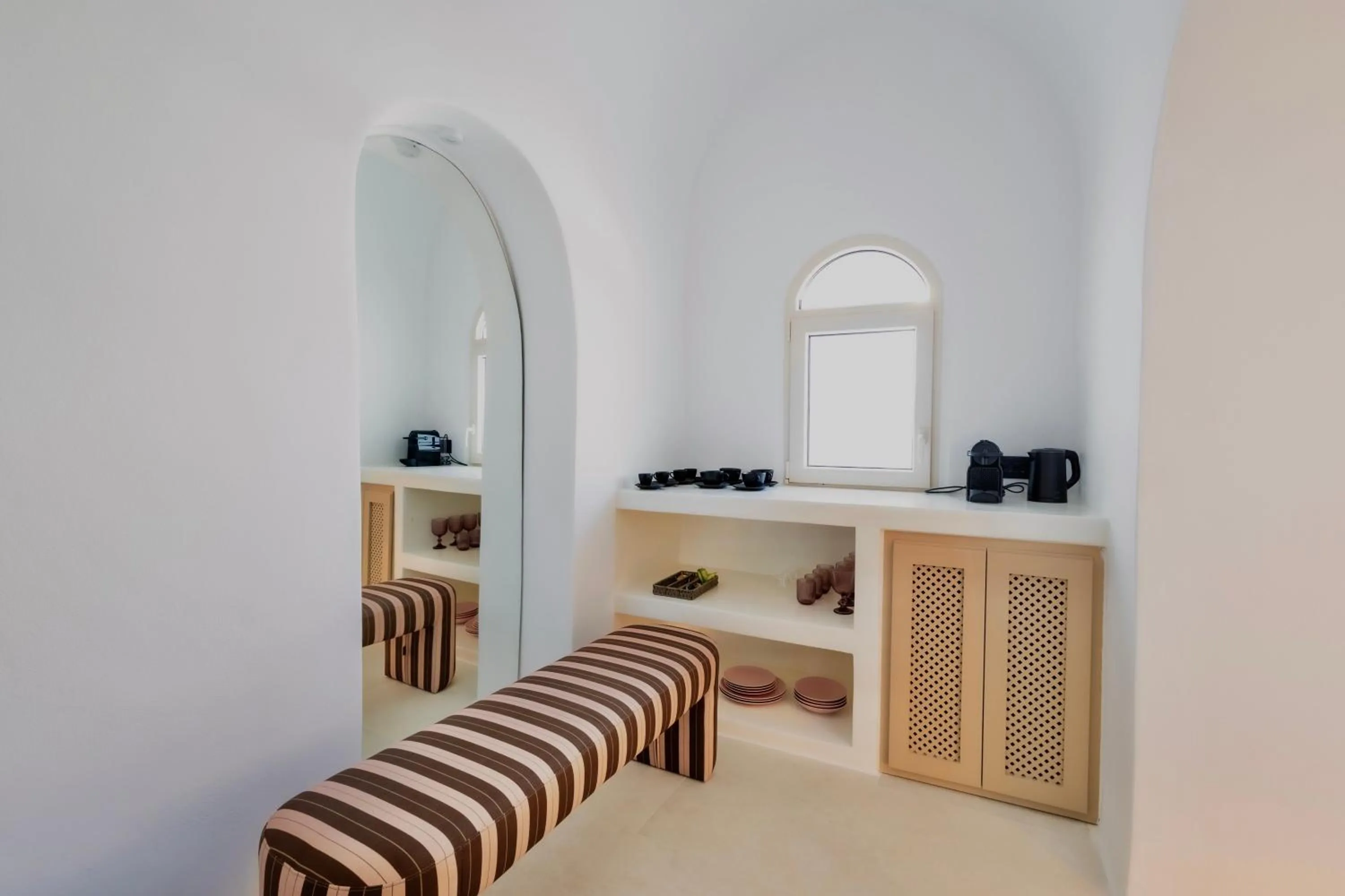 Bed in Luna Santorini Suites