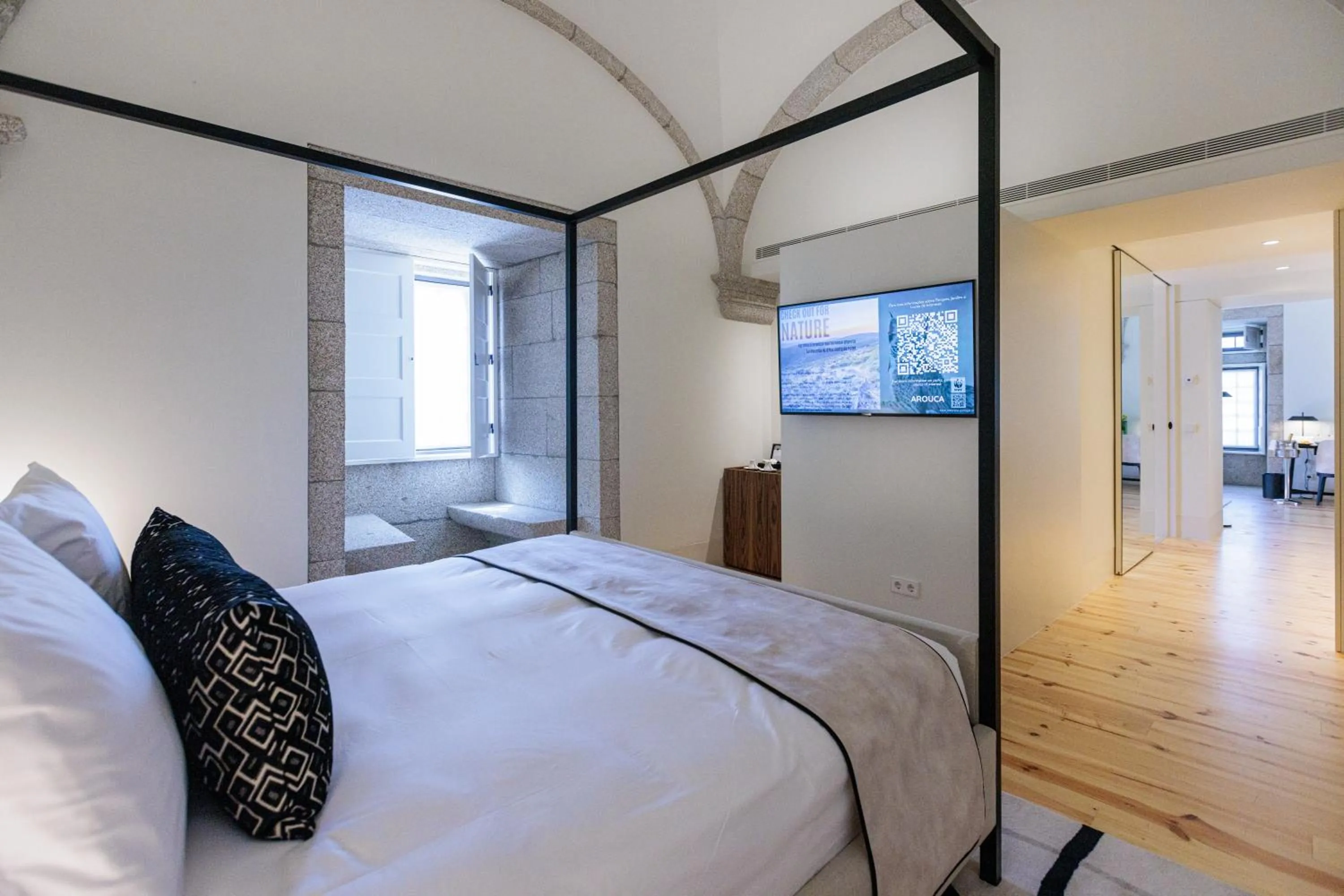 Bed in MS Collection Arouca - Mosteiro de Arouca