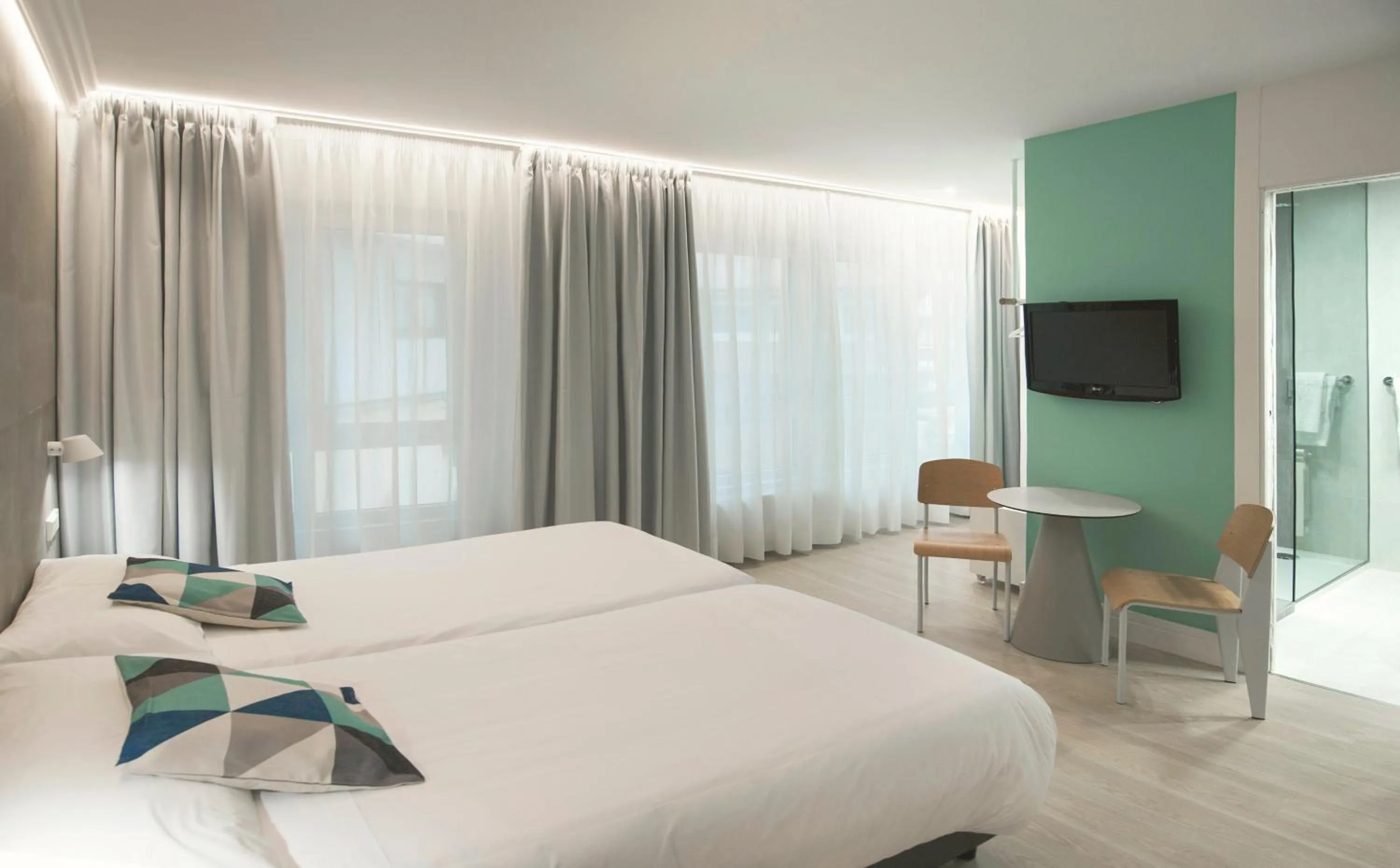 Photo of the whole room, Bed in Hotel Mar del Plata