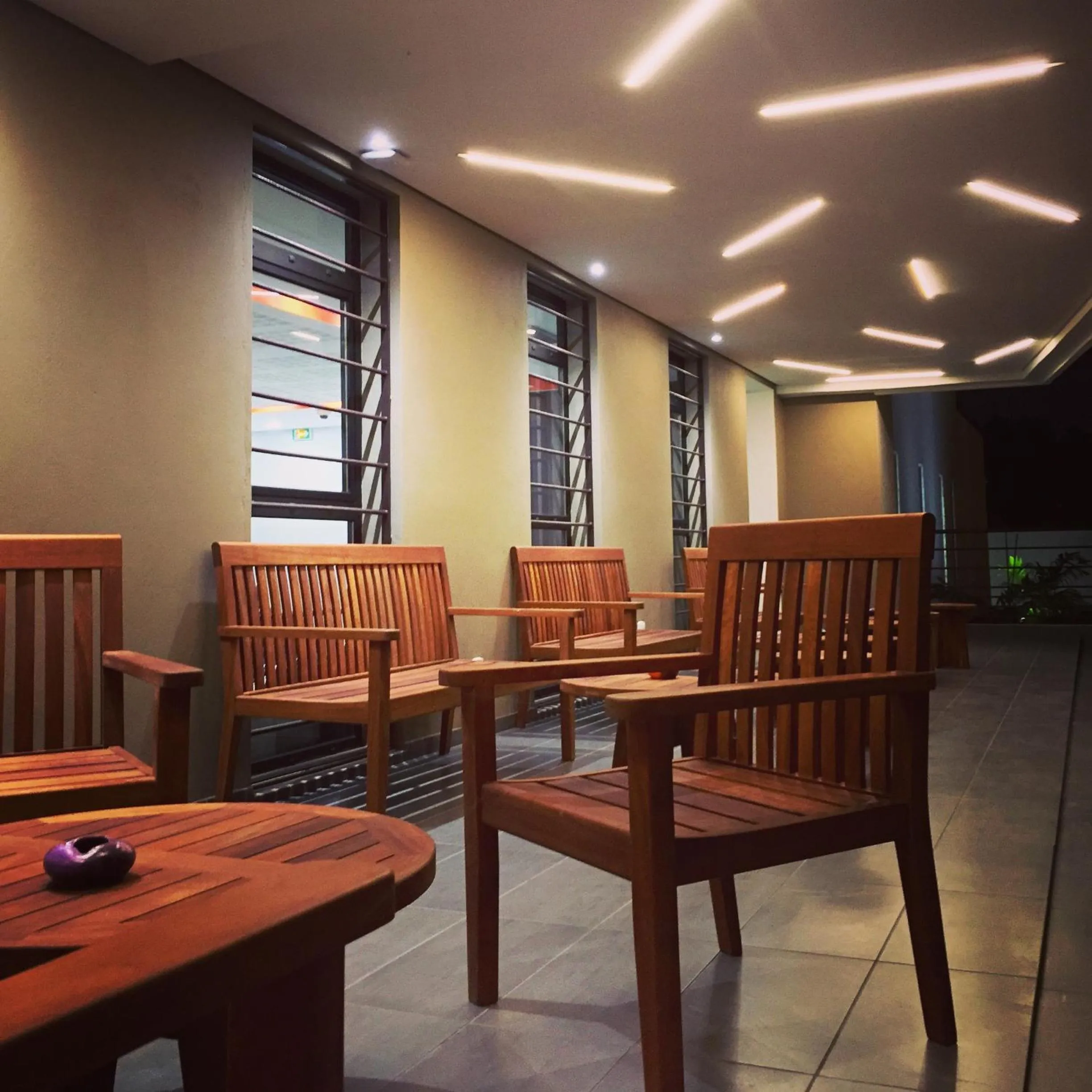 Seating area in ONOMO Hotel Lomé