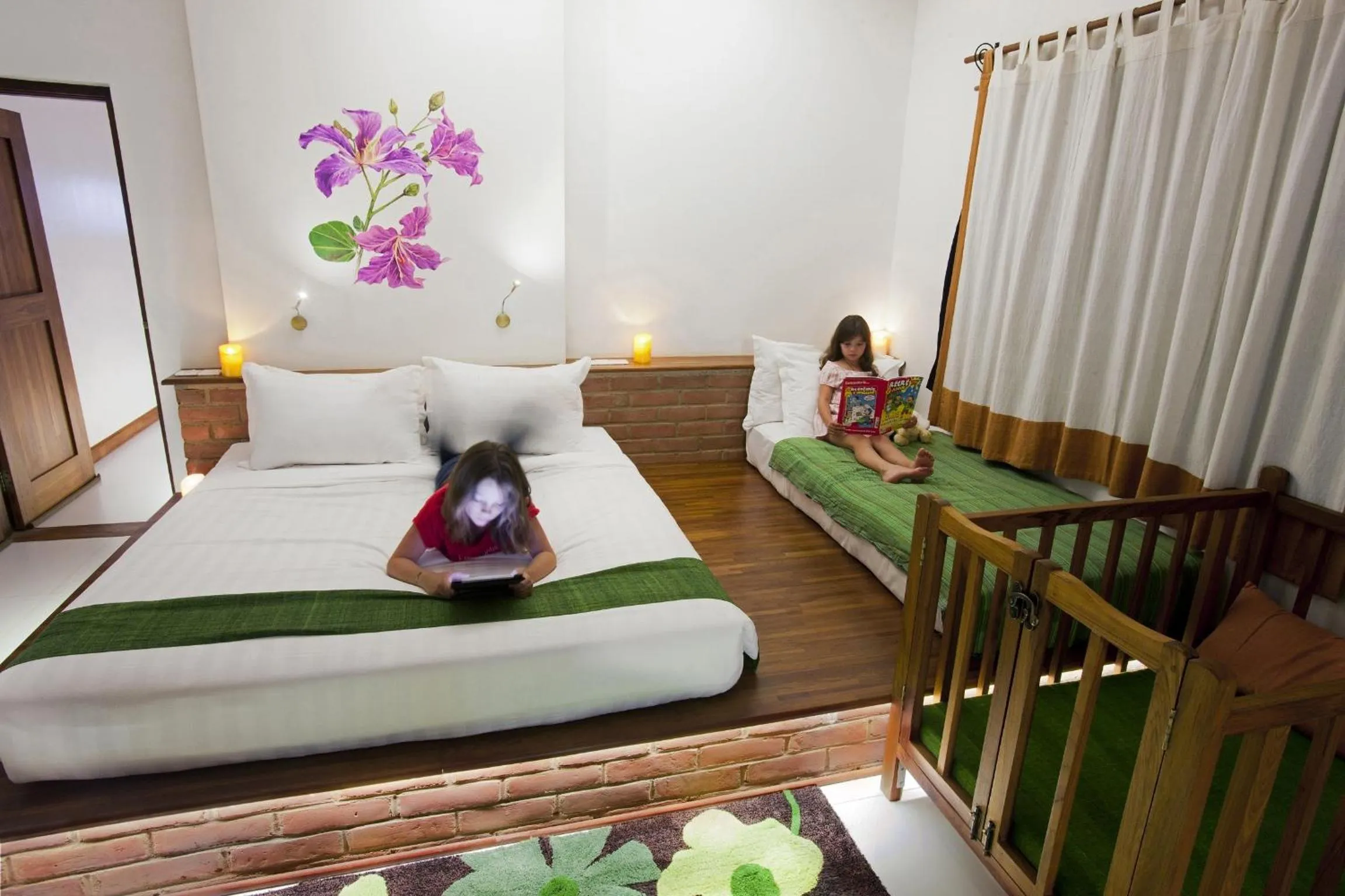 Photo of the whole room, Bed in Thanakha Inle Hotel