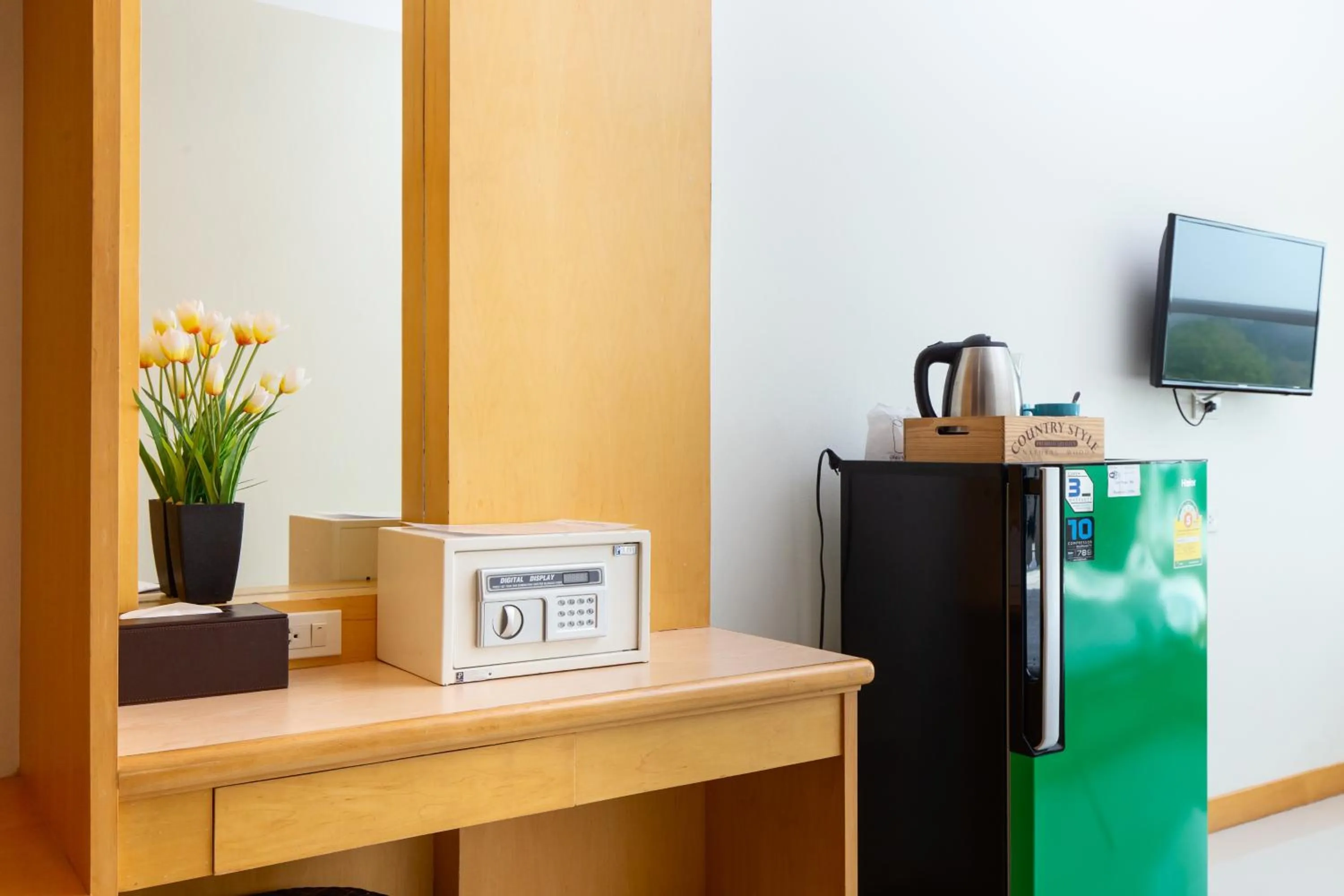 TV and multimedia in Kanchanaburi City Hotel