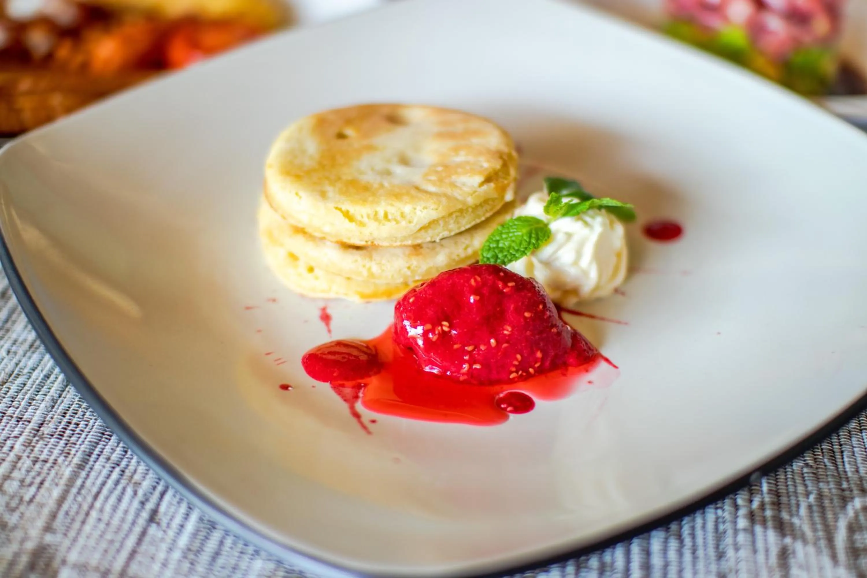 Food and drinks in Salim Beach Resort