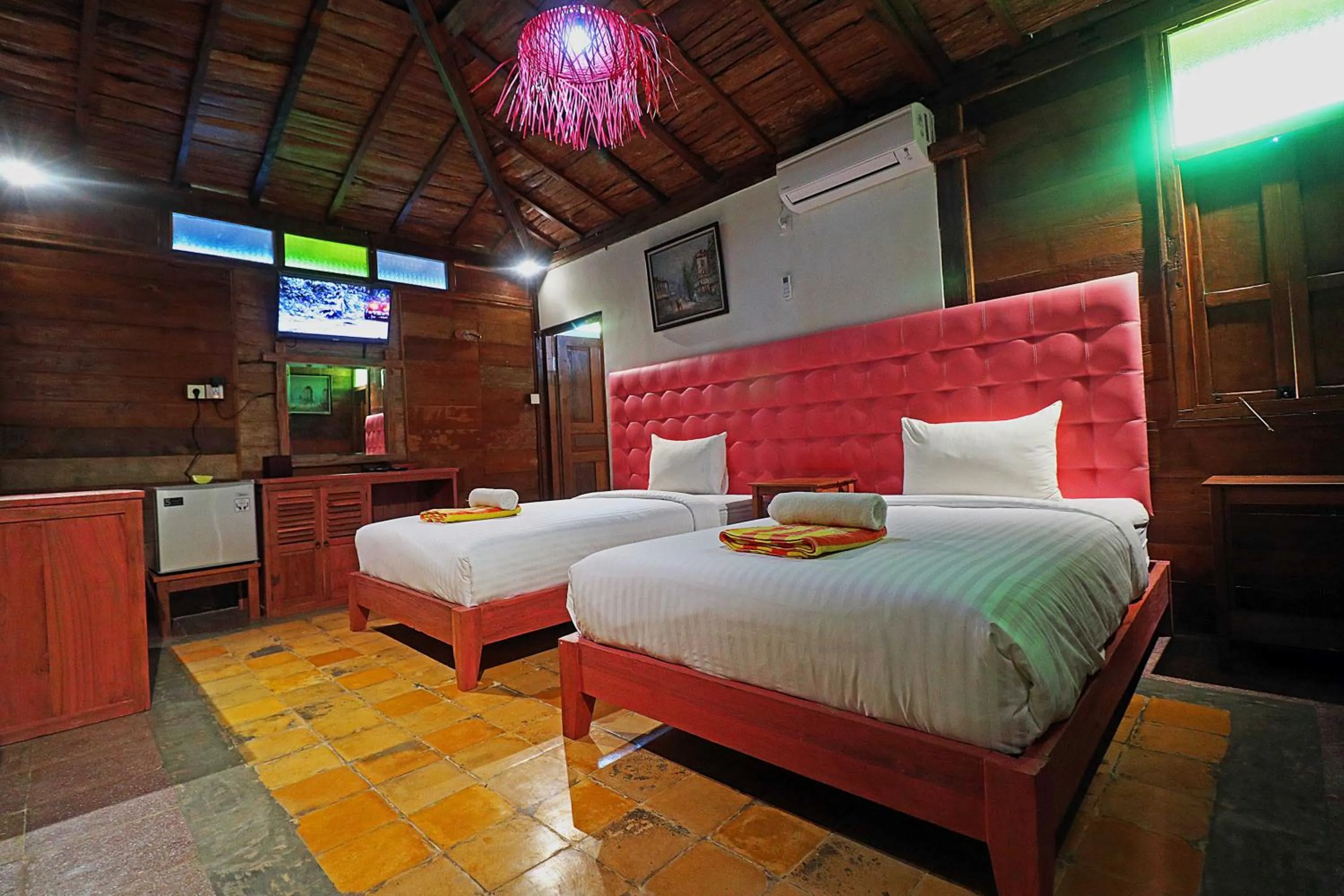 Photo of the whole room, Bed in Salim Beach Resort