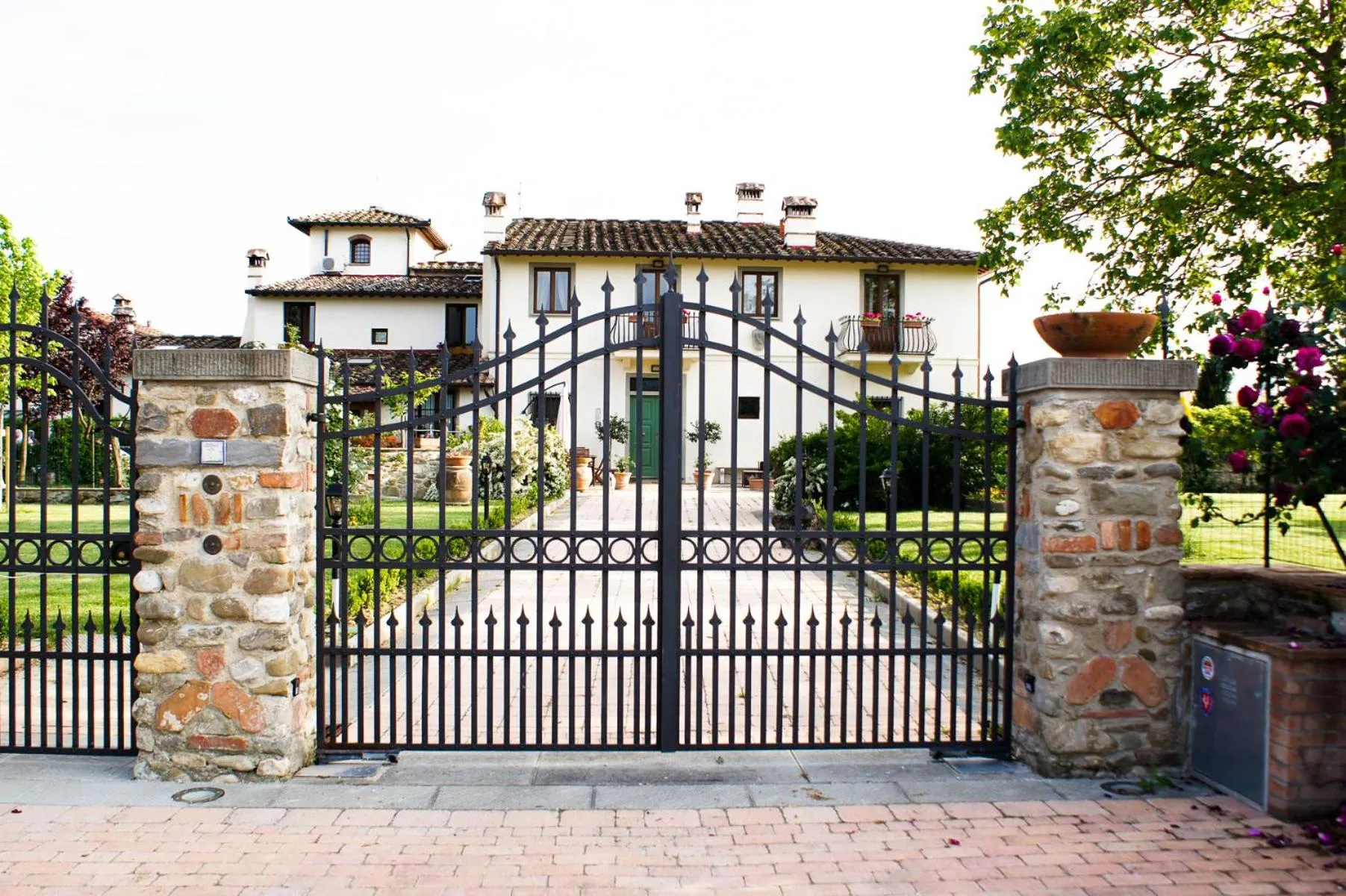 Property building in La Corte di Ronzano