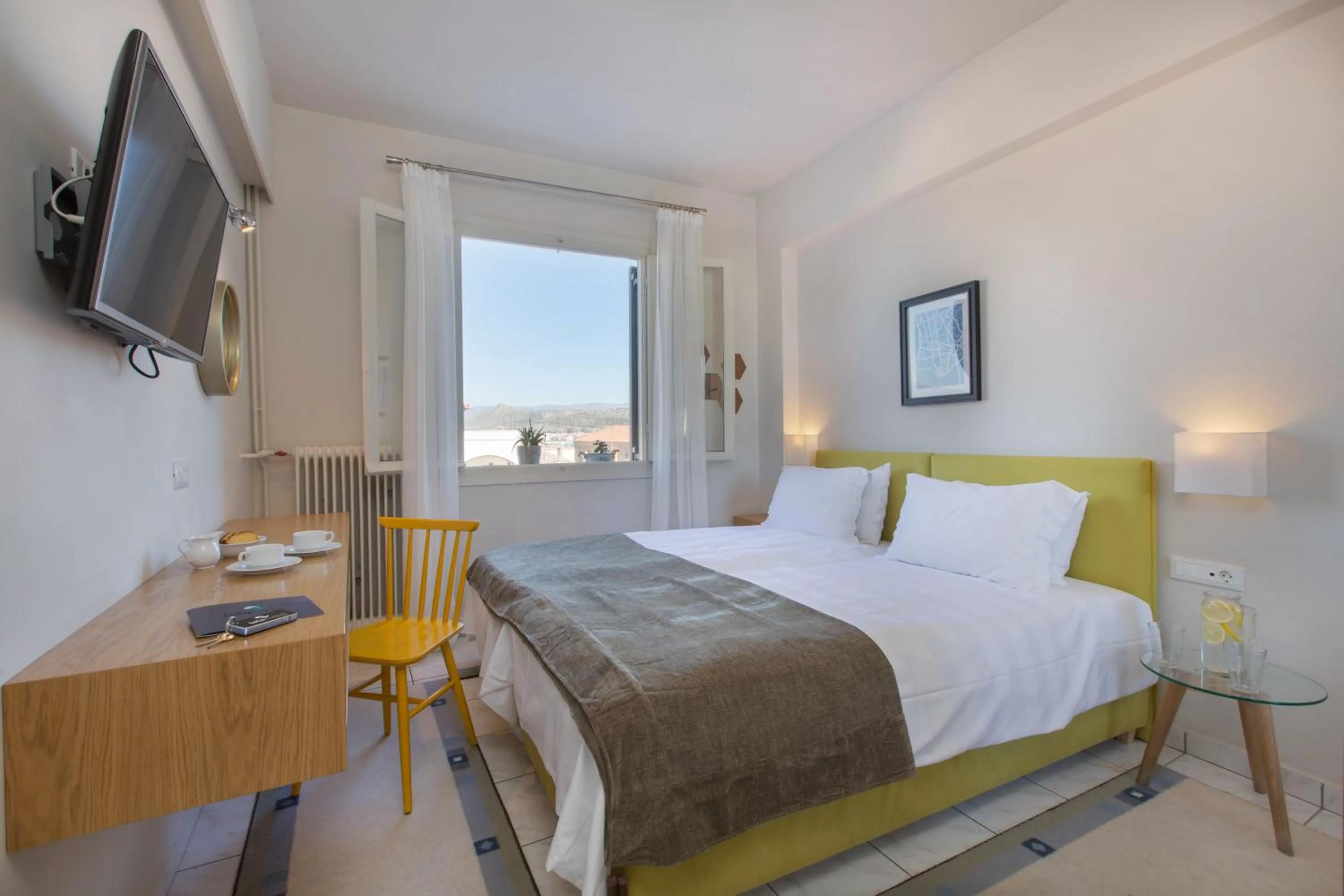 Photo of the whole room, Bed in Leto Nuevo Hotel