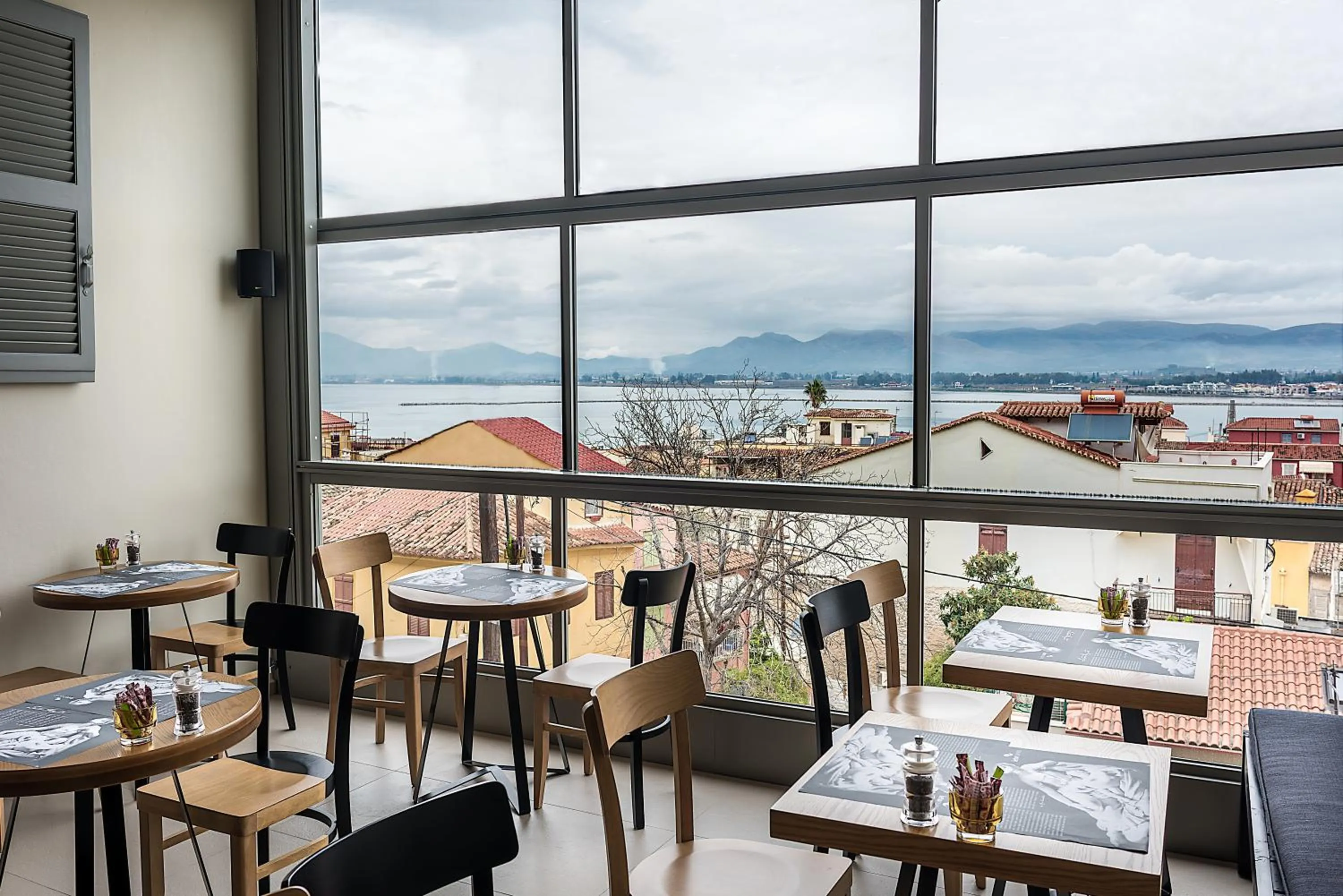 Restaurant/places to eat in Leto Nuevo Hotel