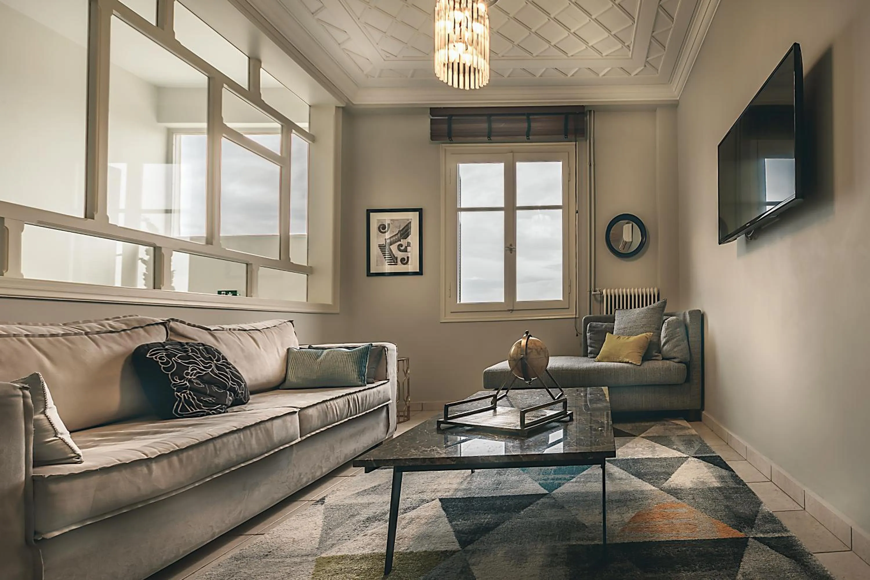 Communal lounge/ TV room in Leto Nuevo Hotel