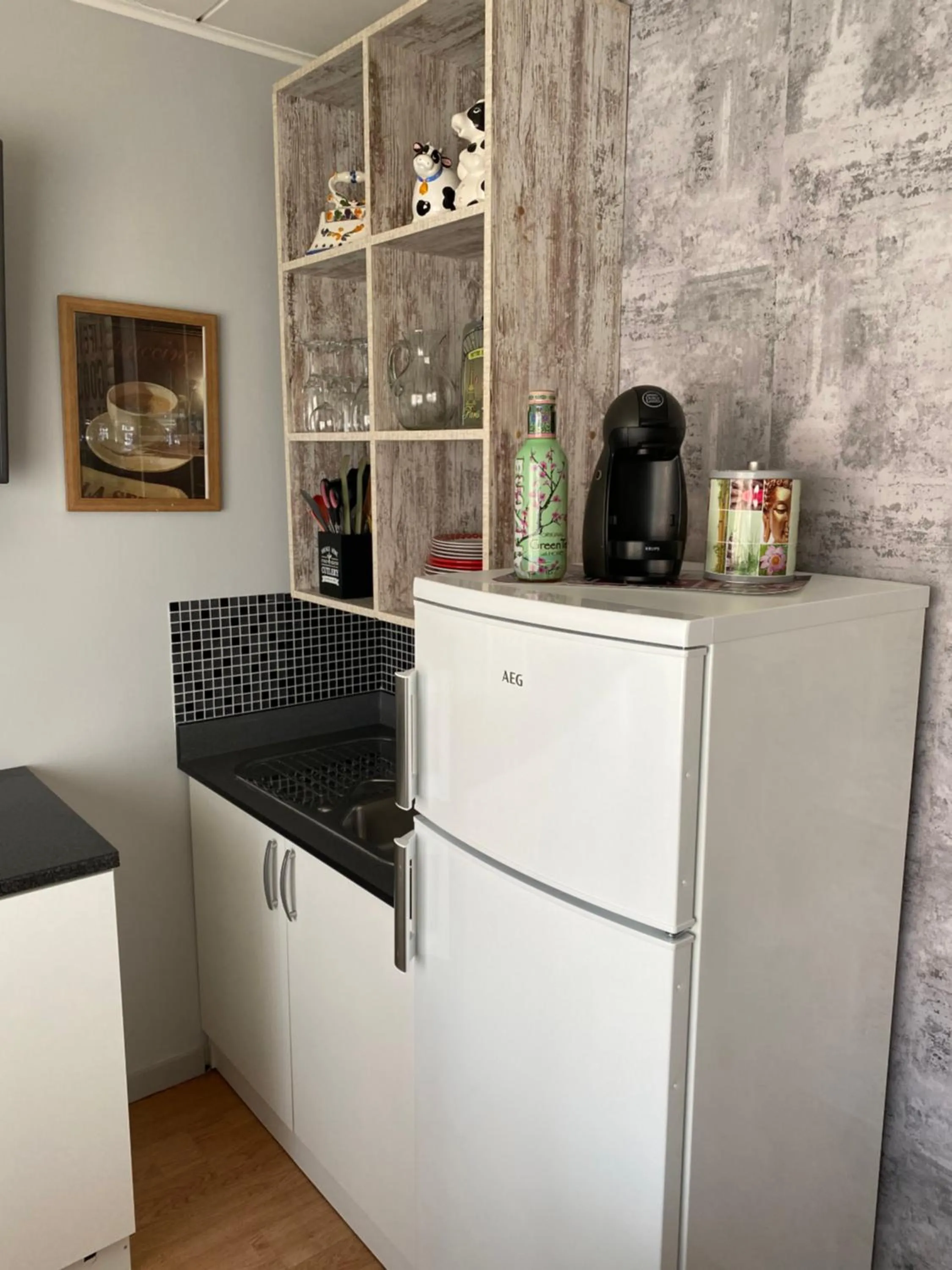 Coffee/tea facilities in Homestay Mimi's Rental