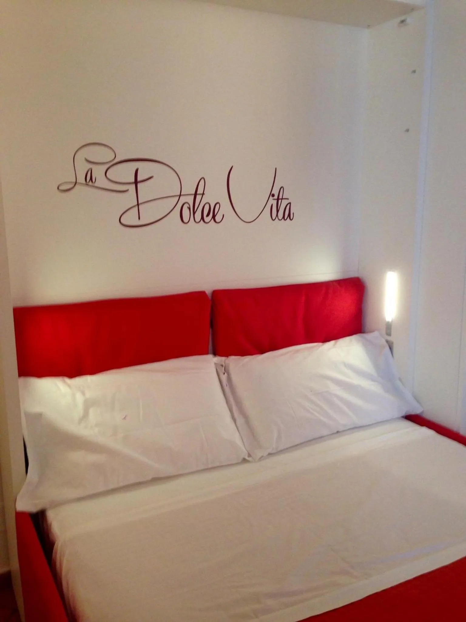 Decorative detail, Bed in NAVONA, Old Rome Lodge