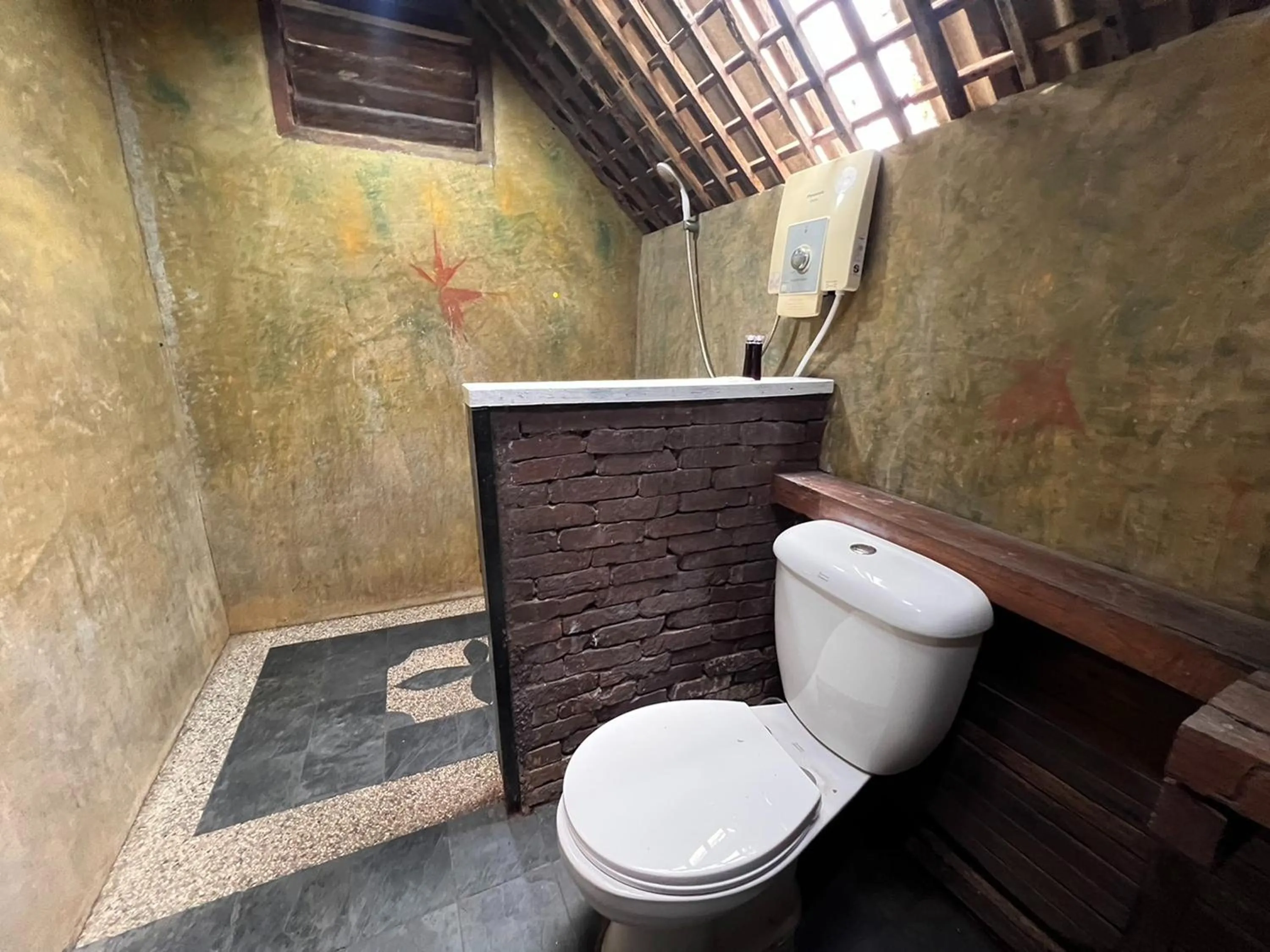 Bathroom in Pang Mai Resort