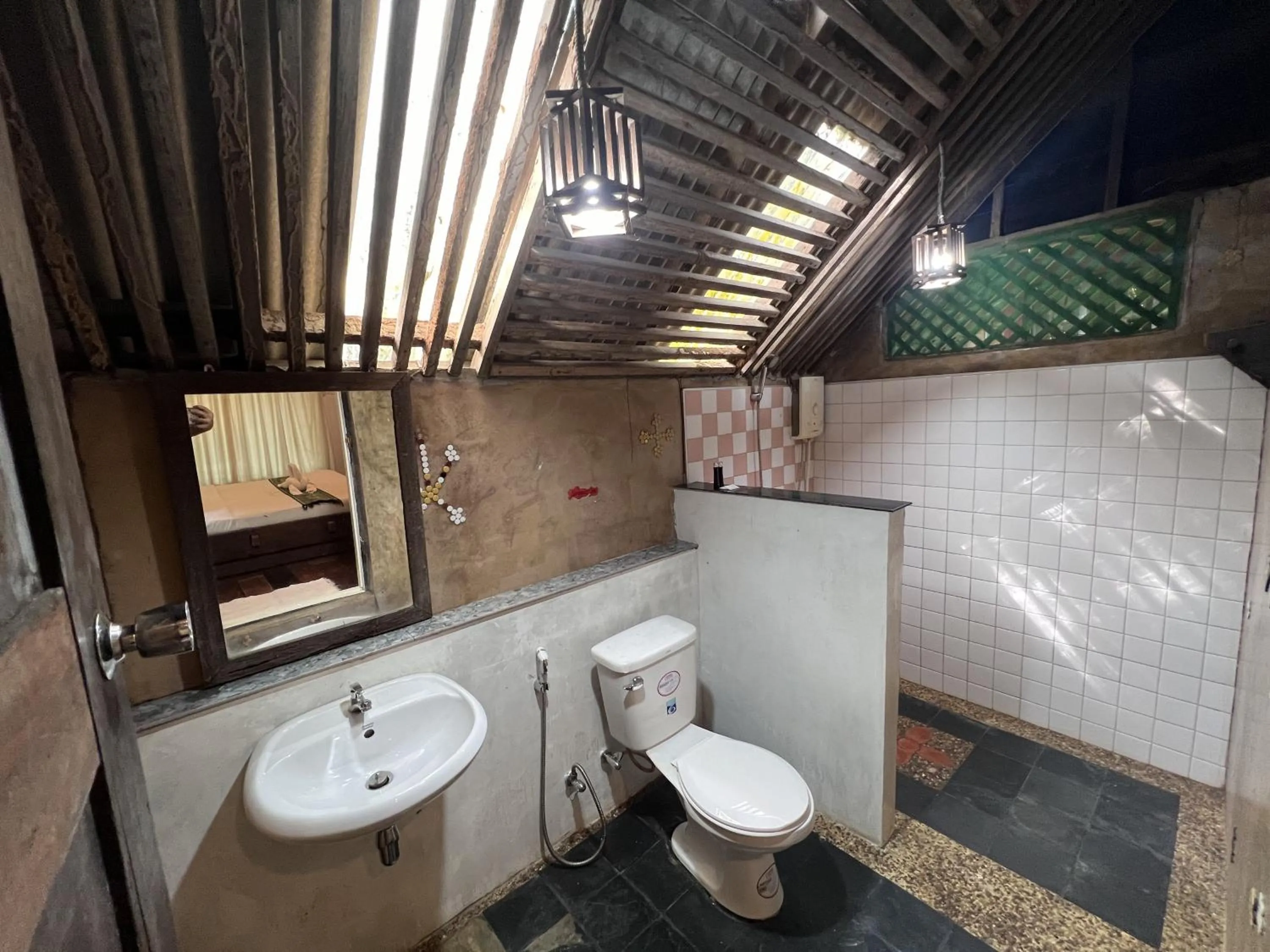 Bathroom in Pang Mai Resort