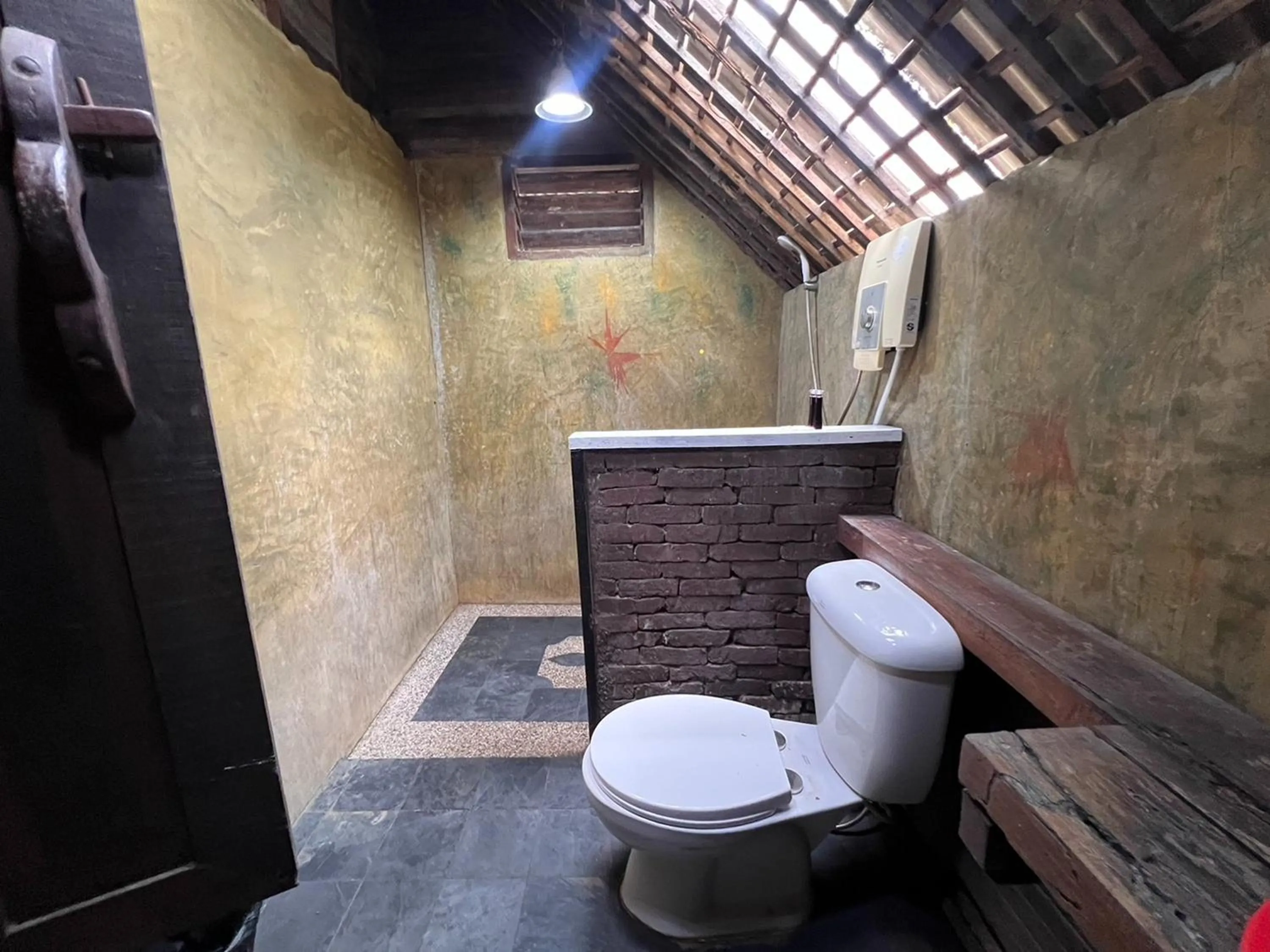 Bathroom in Pang Mai Resort