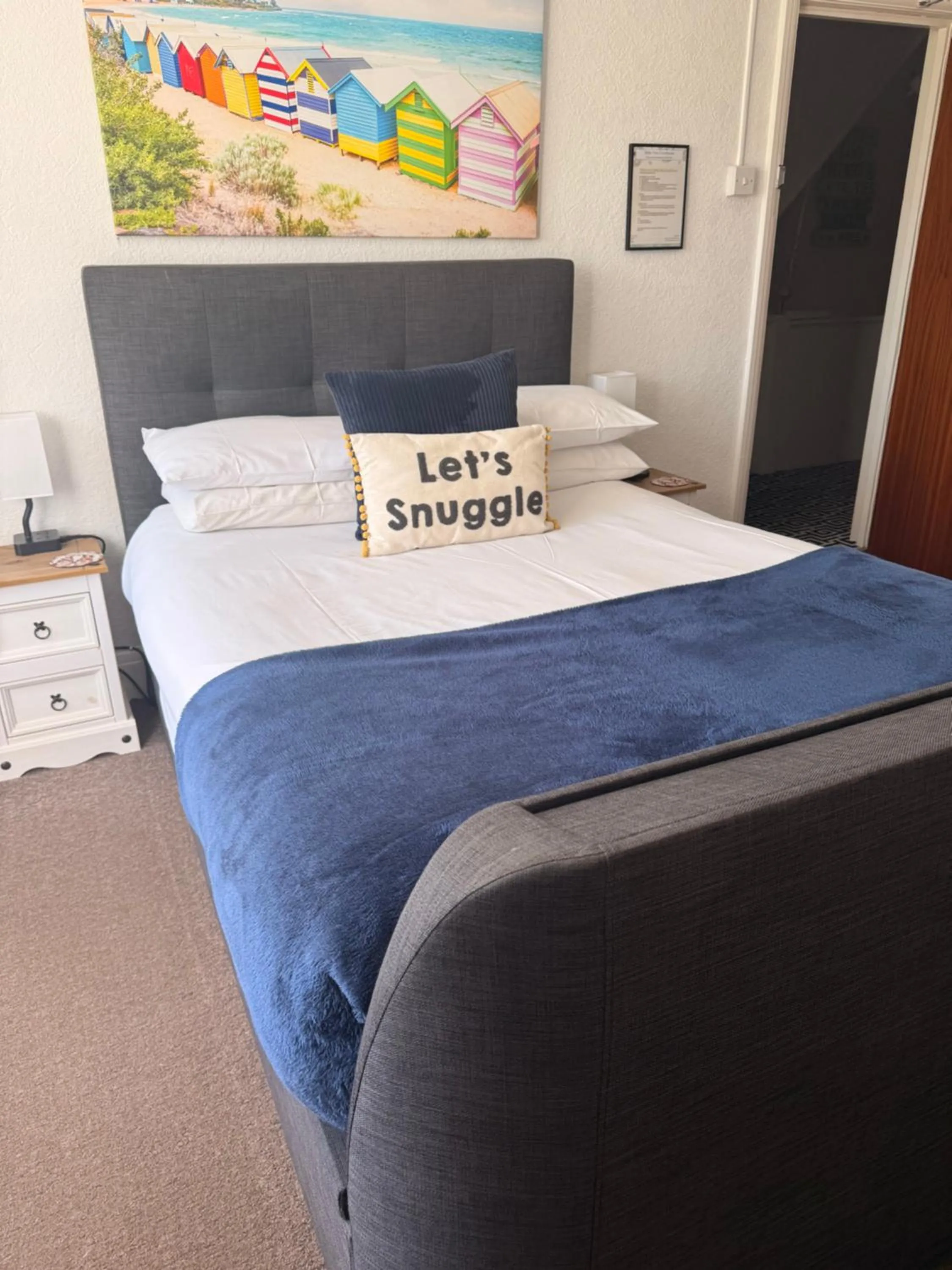 Bed in Bella Vista