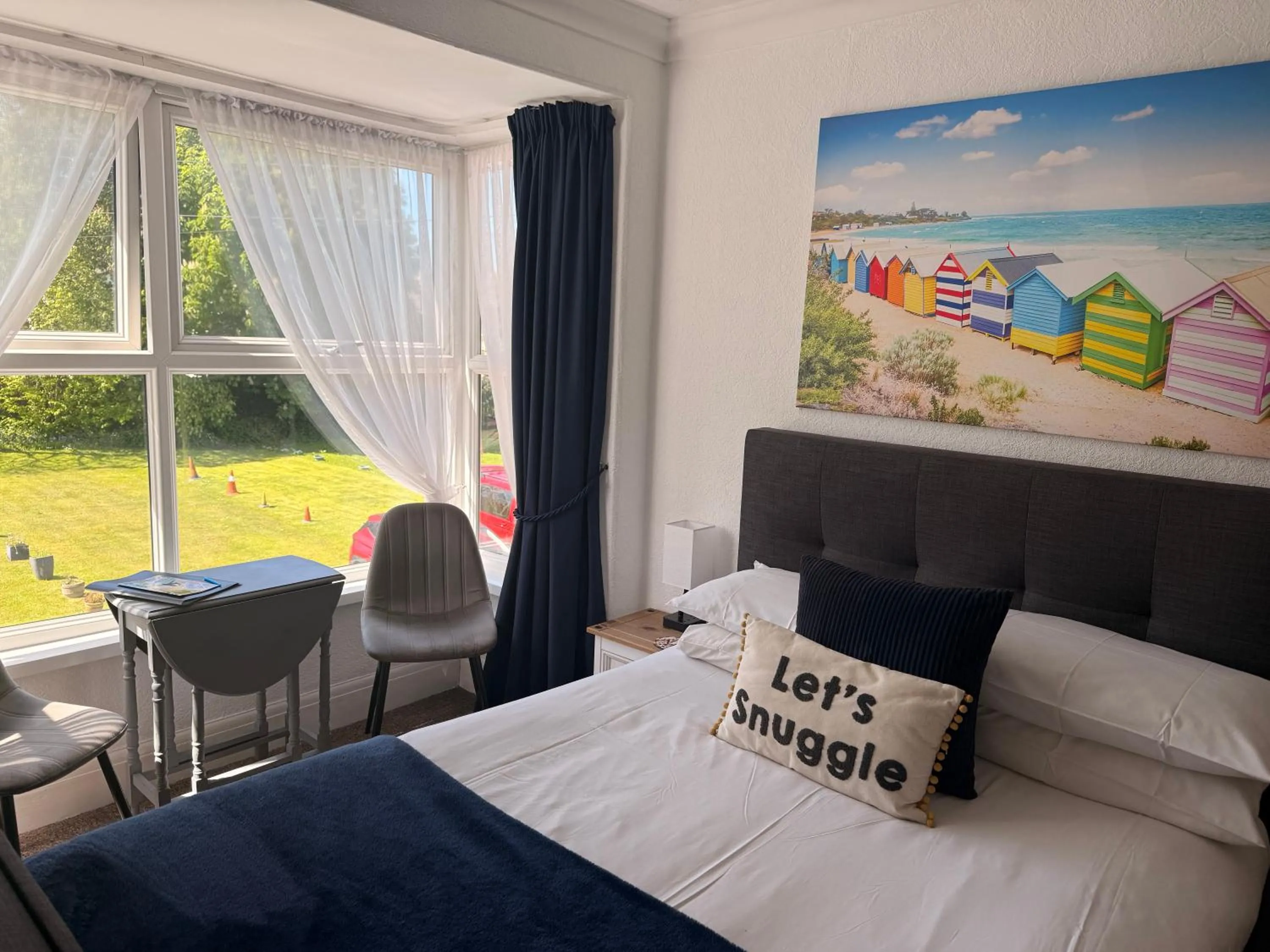 Bed in Bella Vista