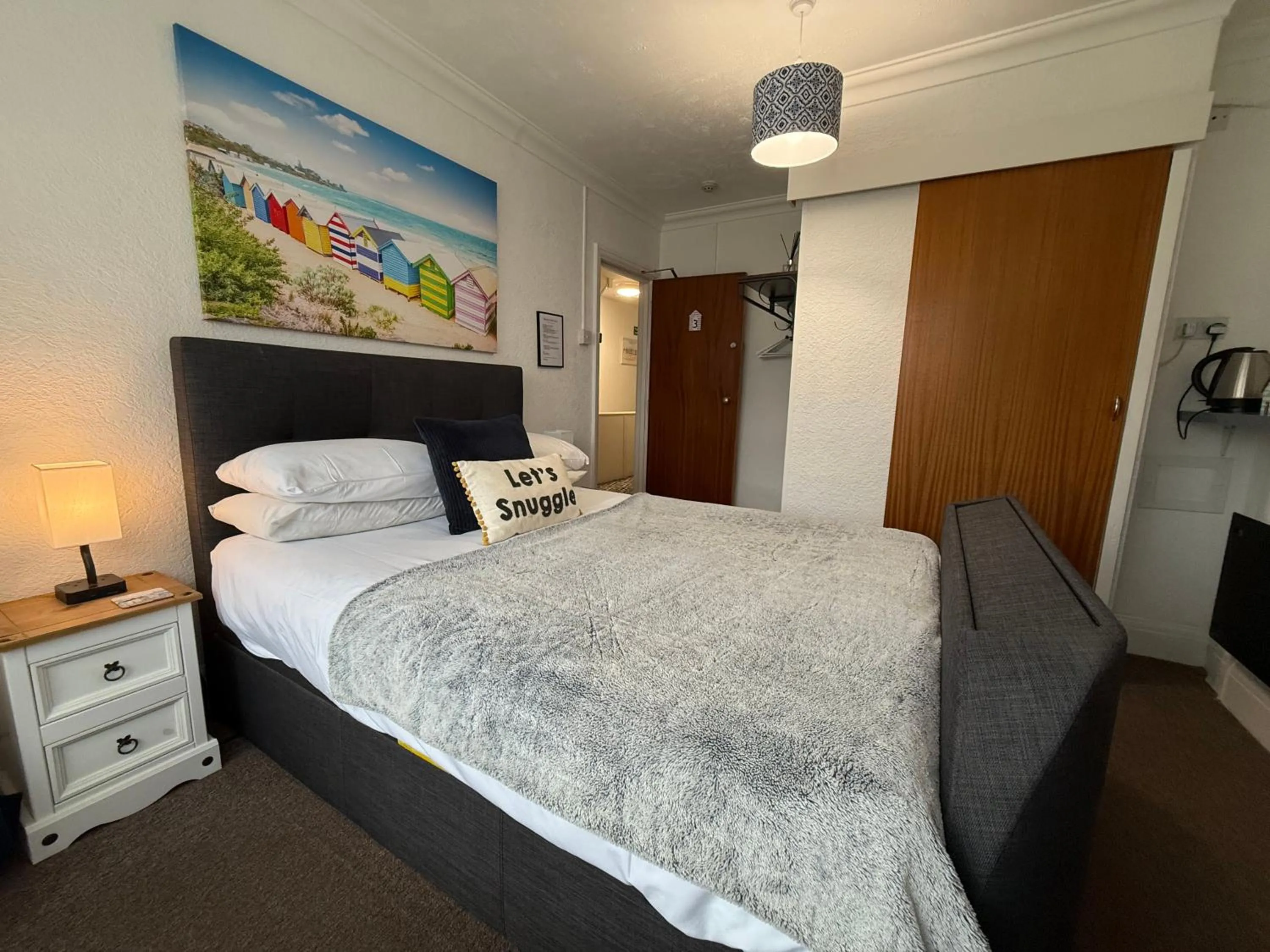Bed in Bella Vista