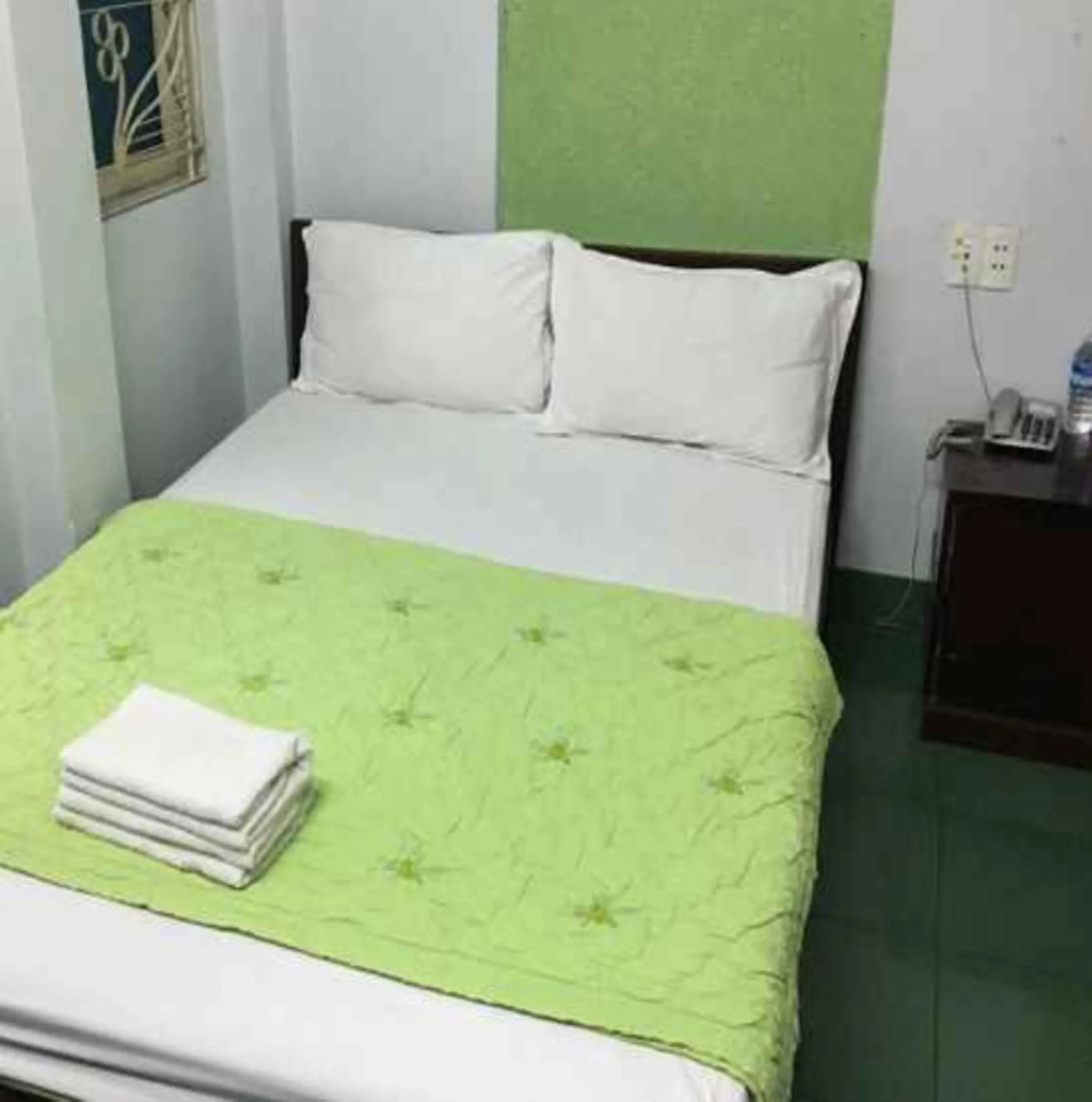 Photo of the whole room, Bed in Sao Khue 2 Hotel