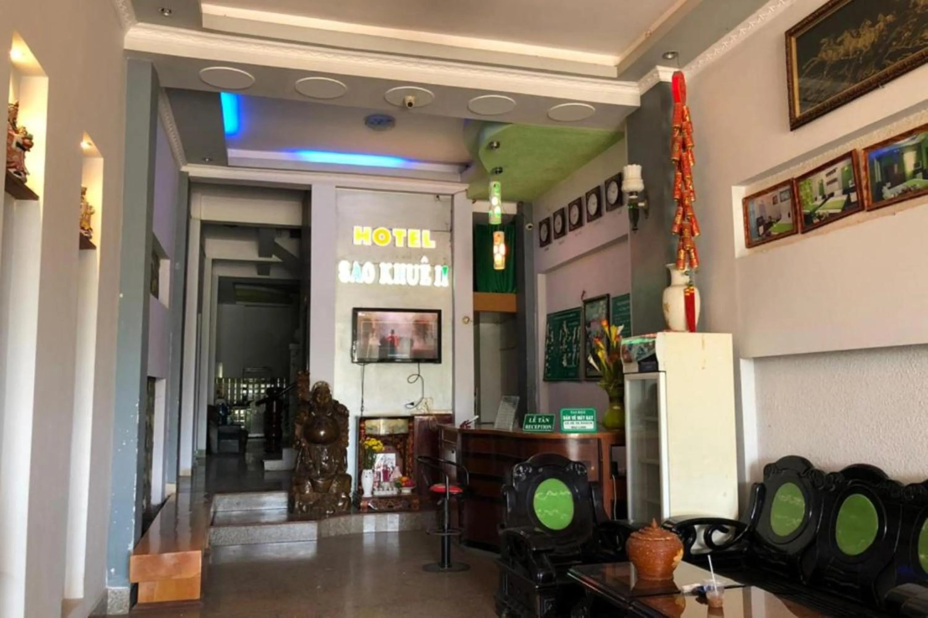 Living room in Sao Khue 2 Hotel