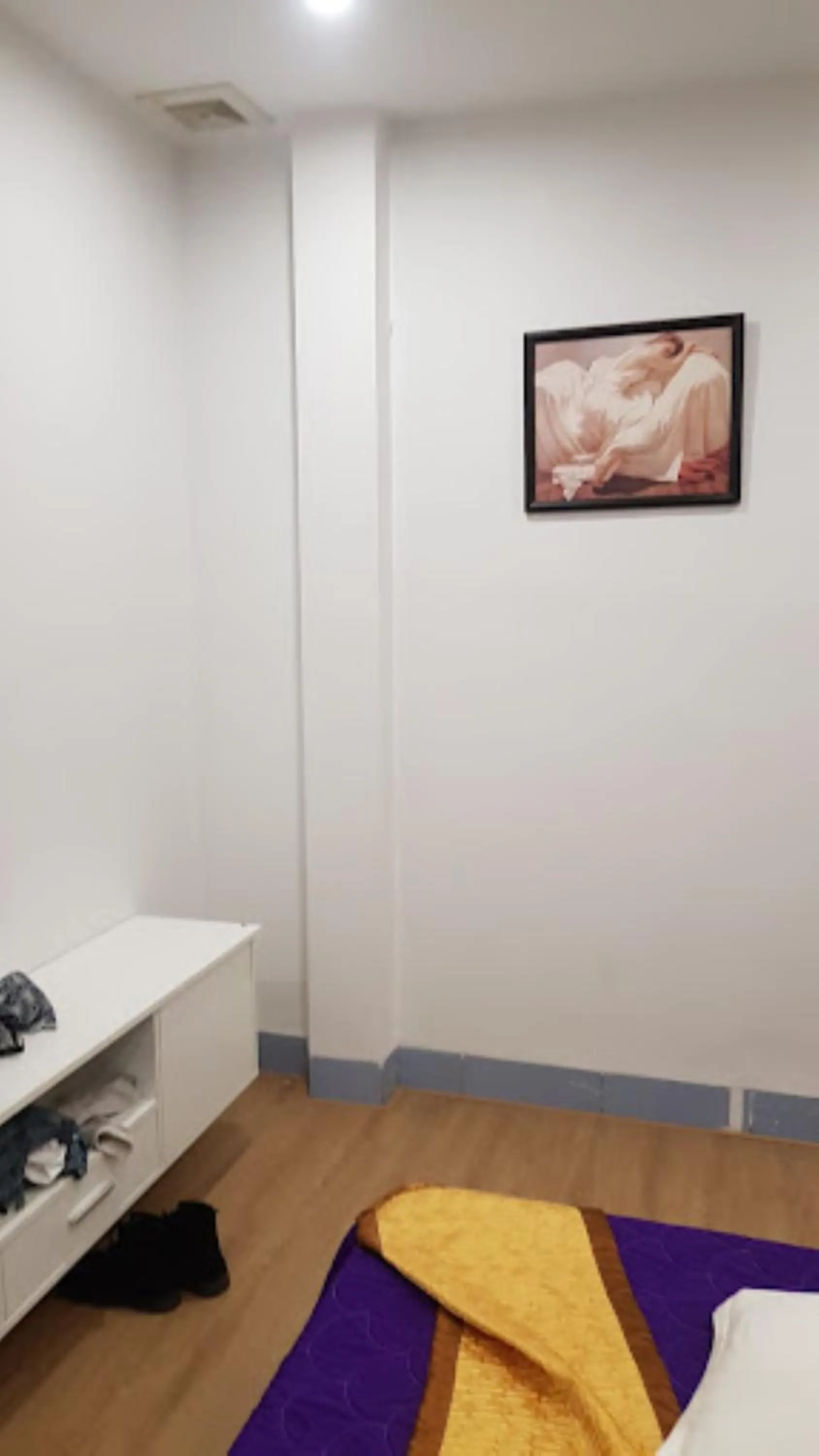 Photo of the whole room, Bed in Sao Khue 2 Hotel
