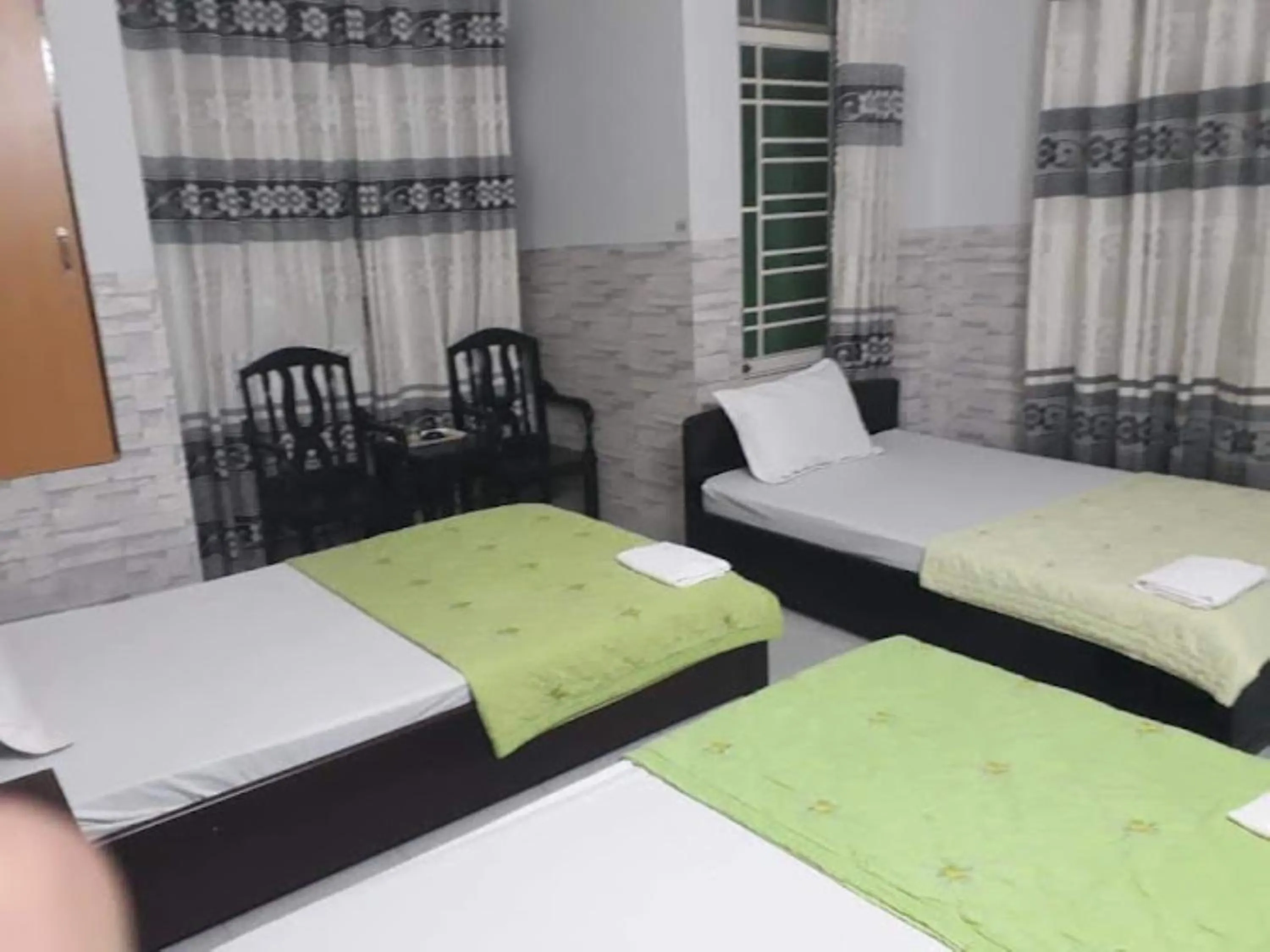 Photo of the whole room, Bed in Sao Khue 2 Hotel