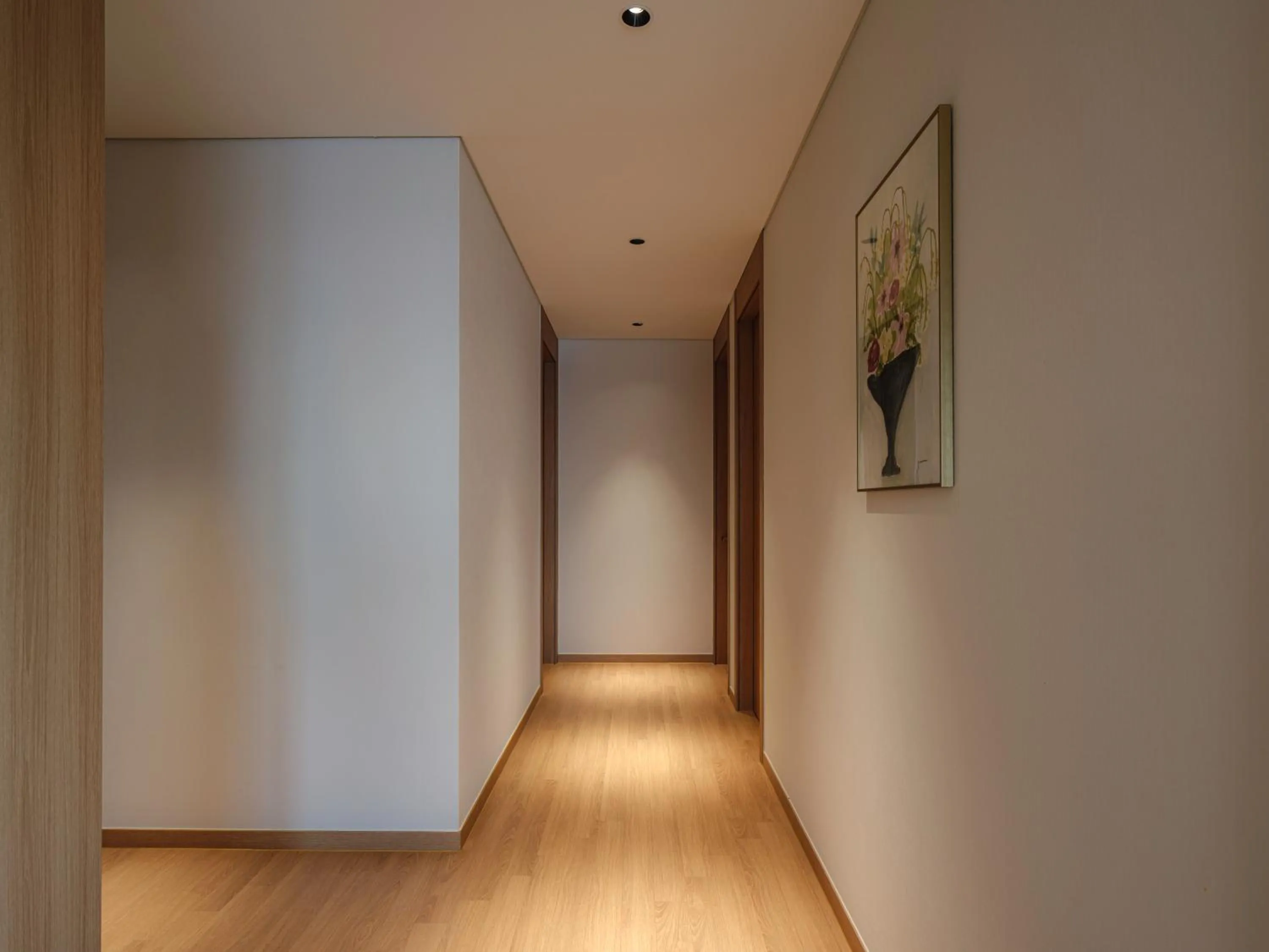 Photo of the whole room in Le Collective Sokcho Central