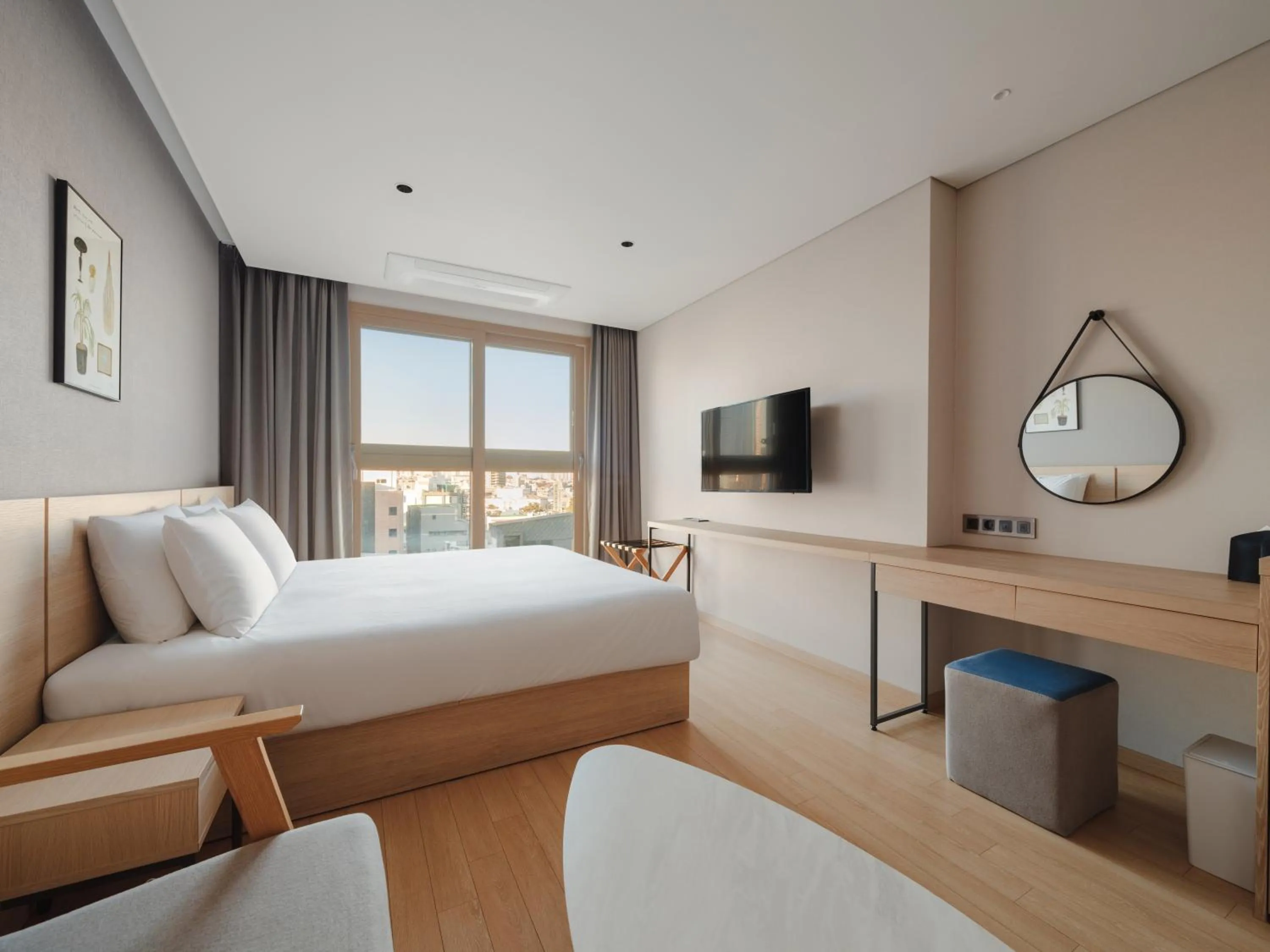 Bed in Le Collective Sokcho Central