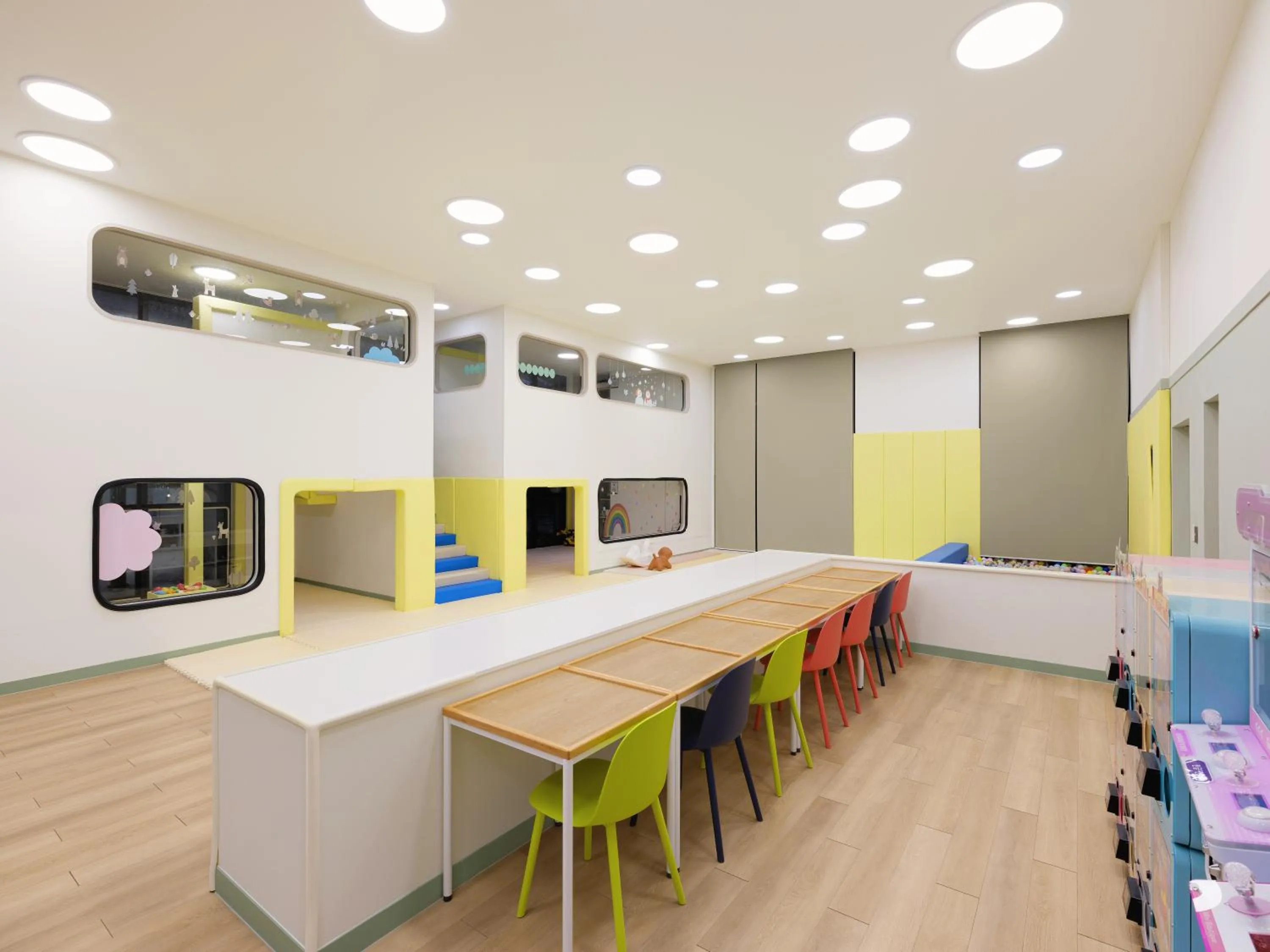 Kids's club in Le Collective Sokcho Central