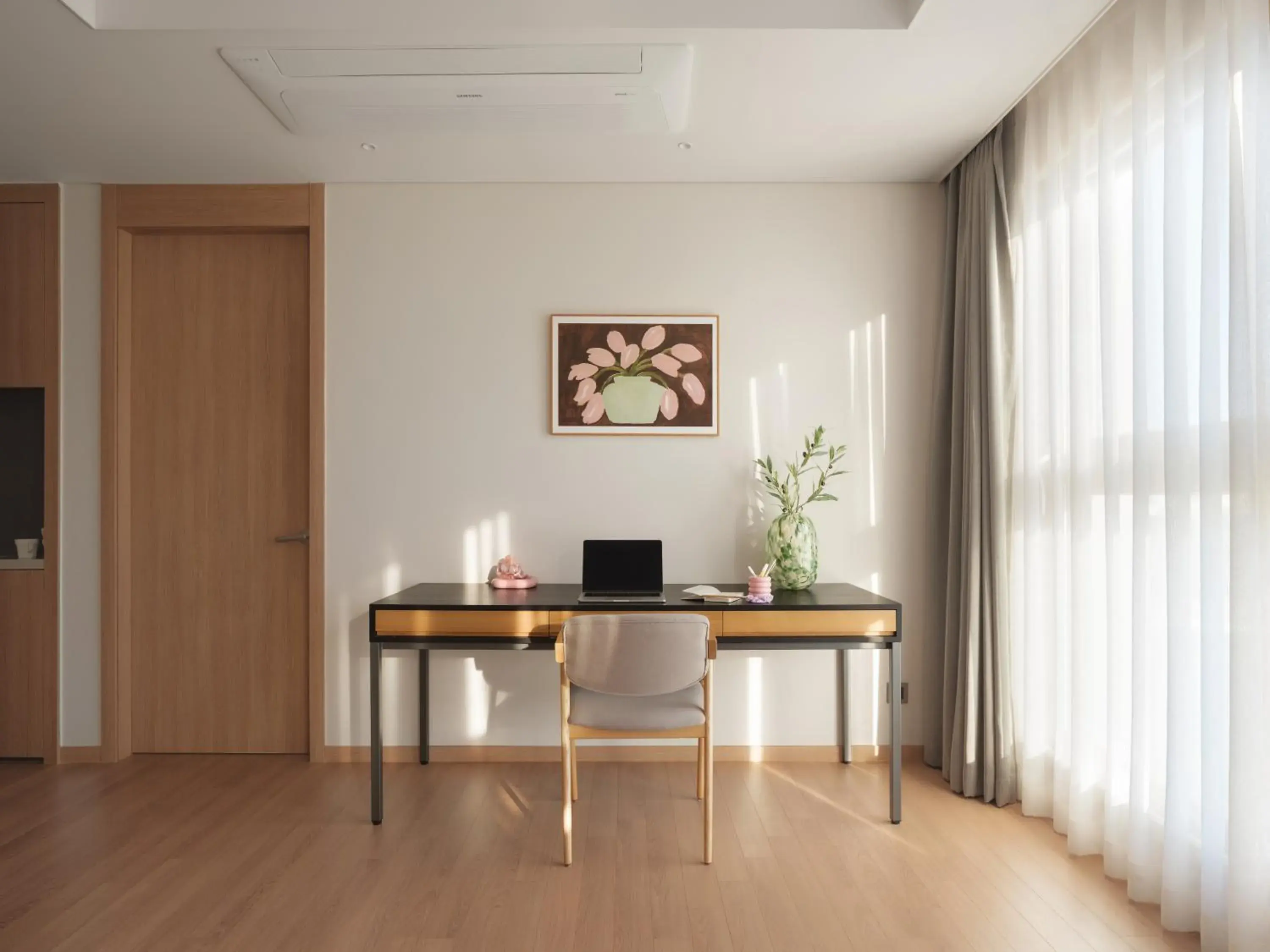 Family Wide Two Room in Le Collective Sokcho Central Family Wide Two Room in Le Collective Sokcho Central