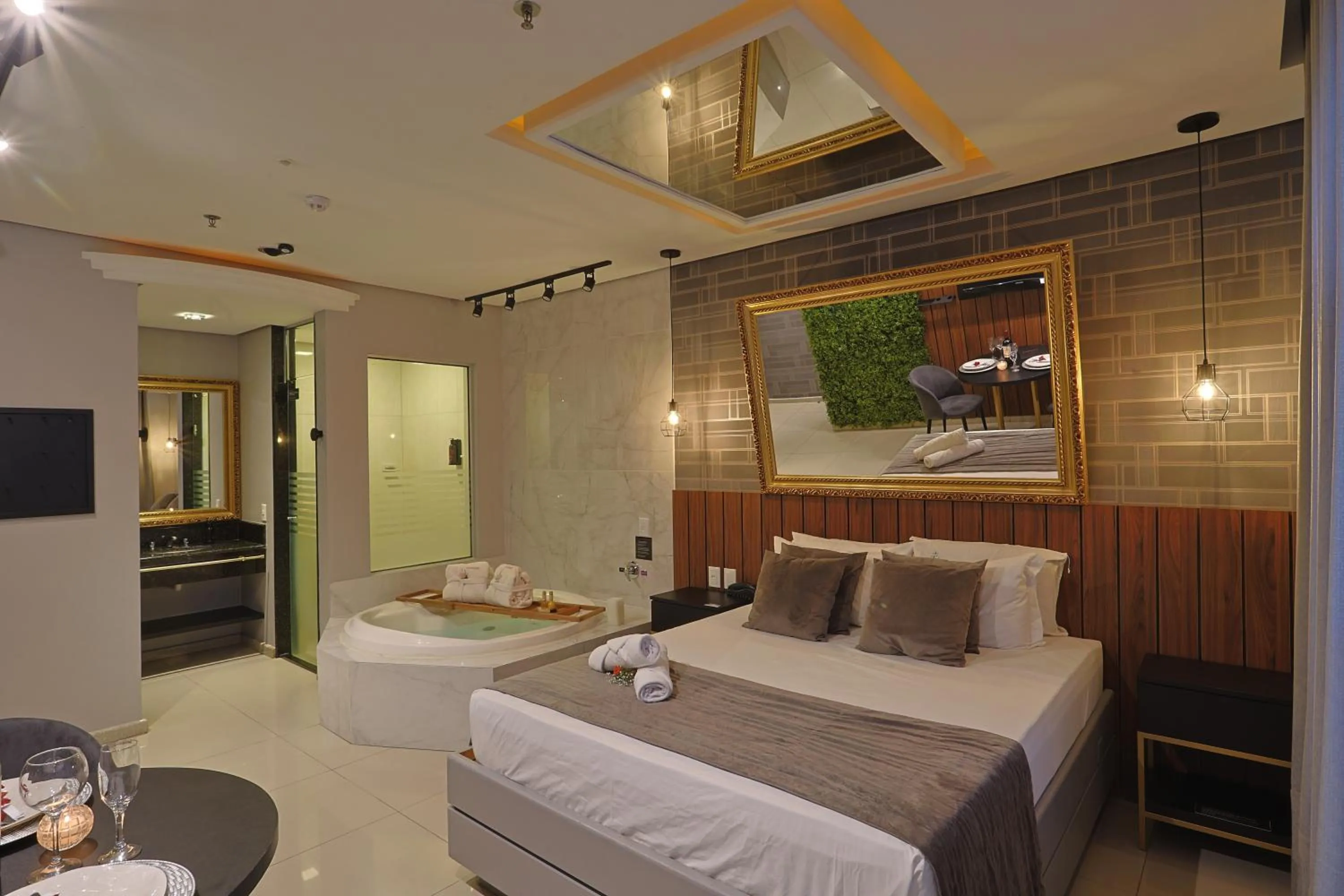 Bed in Hotel Motel Sherwood