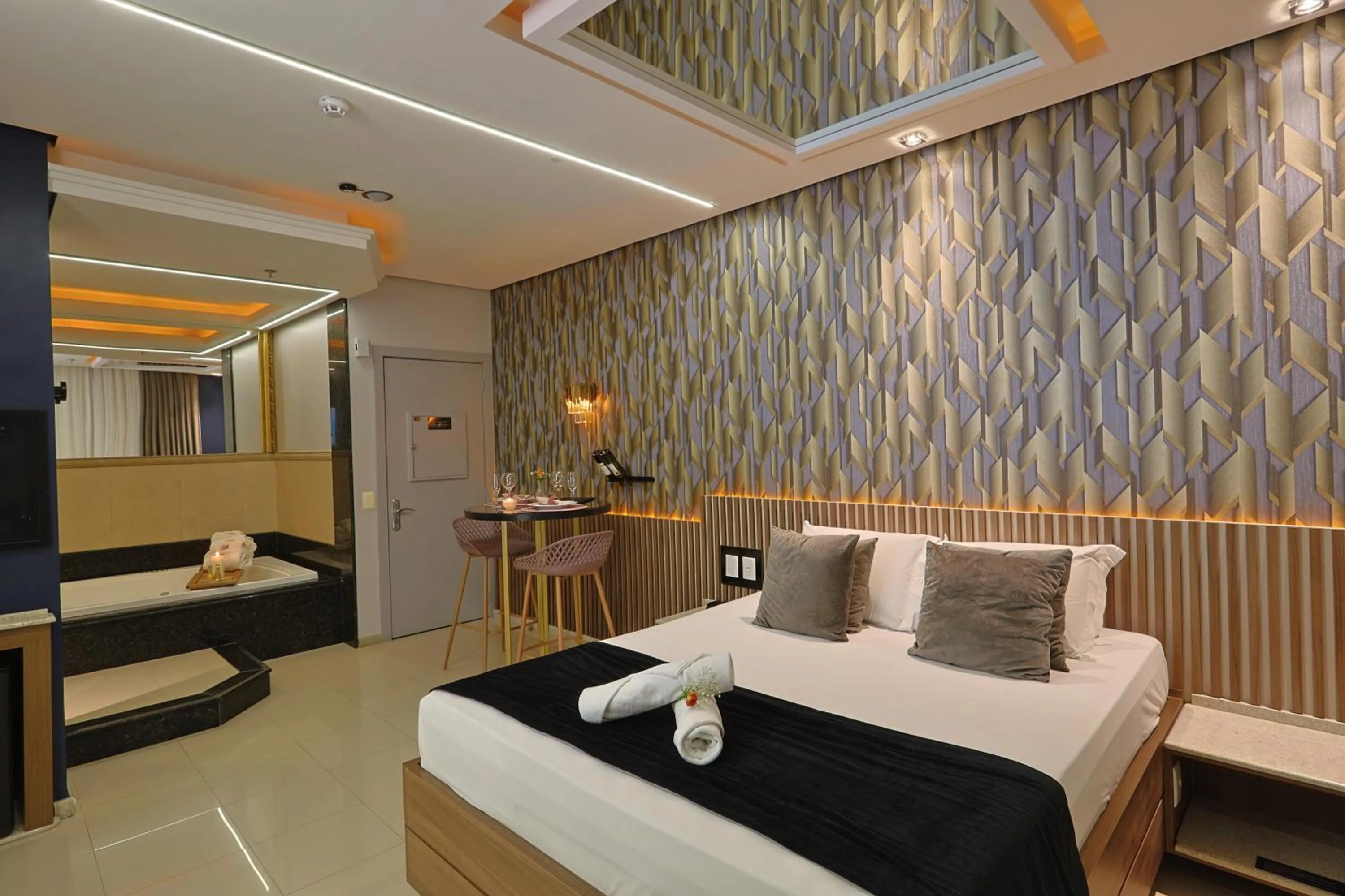 Bed in Hotel Motel Sherwood