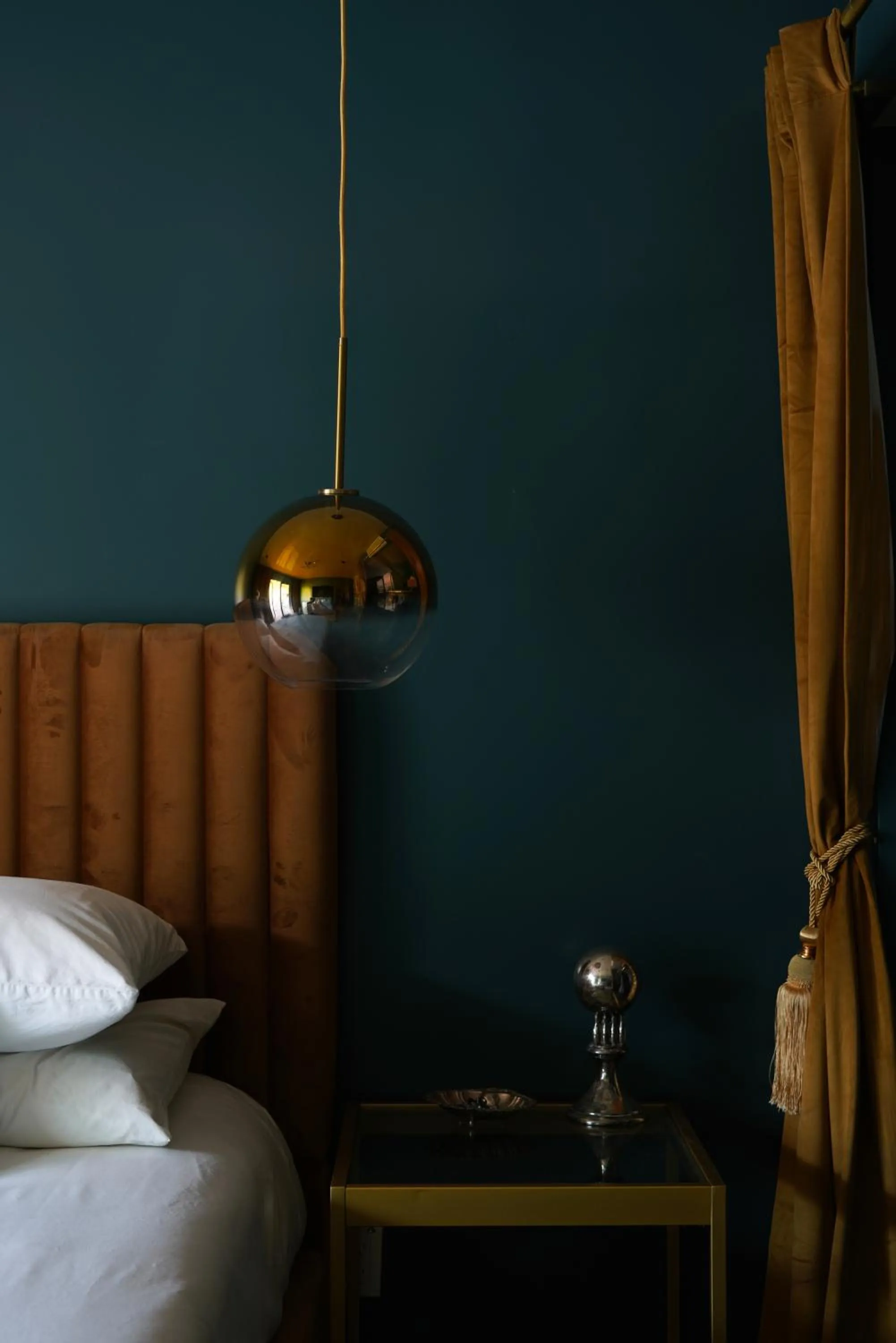 Bed in The Stardust Hotel - Adults Only