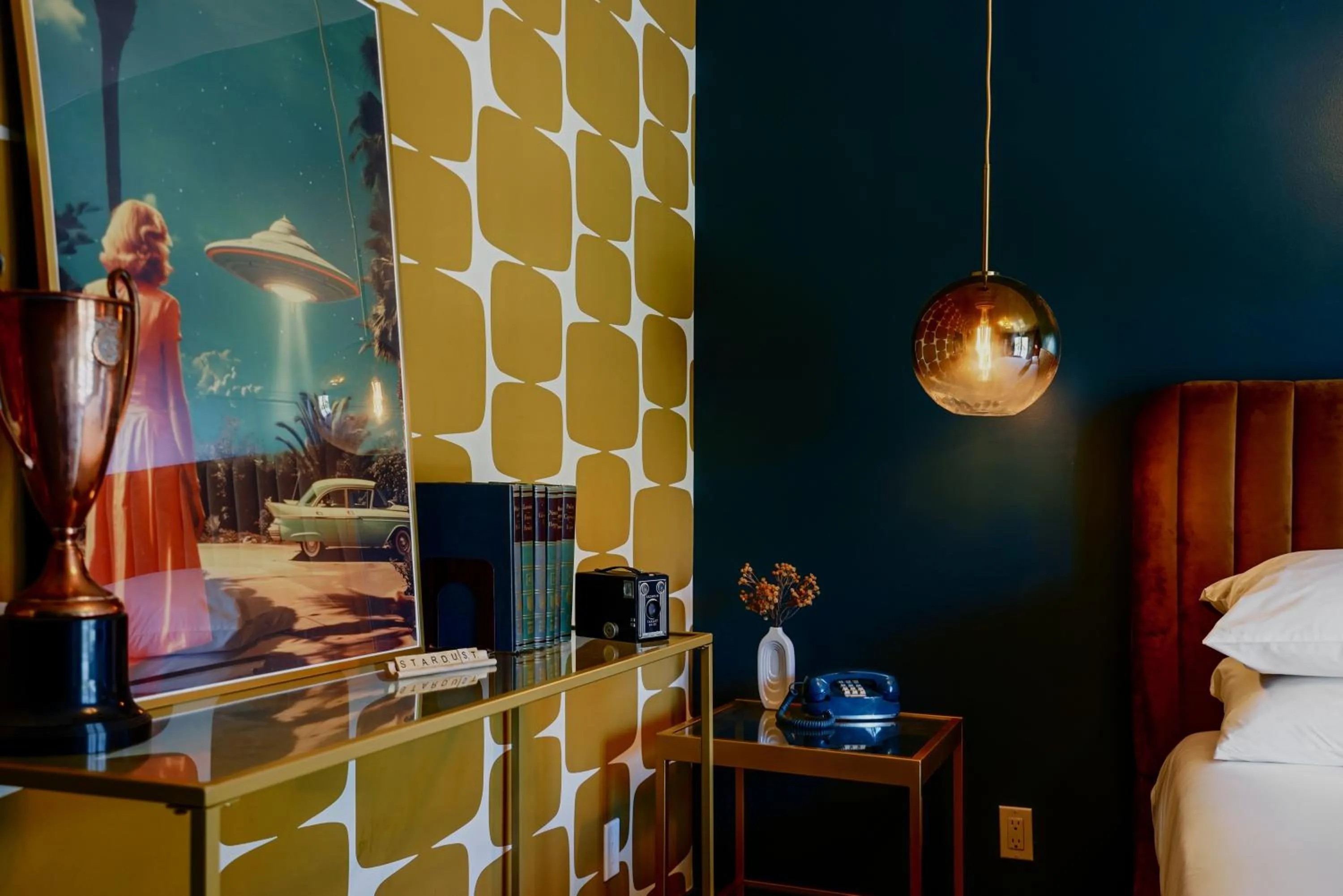 Bed in The Stardust Hotel - Adults Only