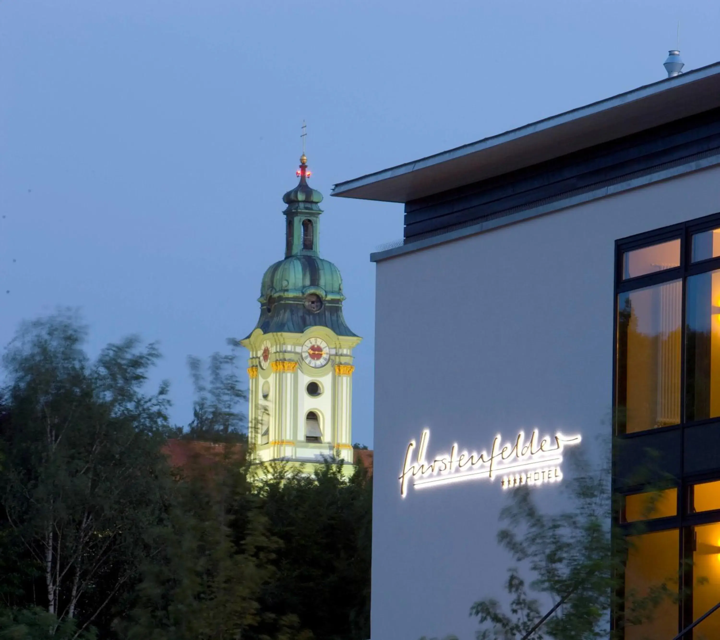 Facade/entrance in Fürstenfelder Hotel