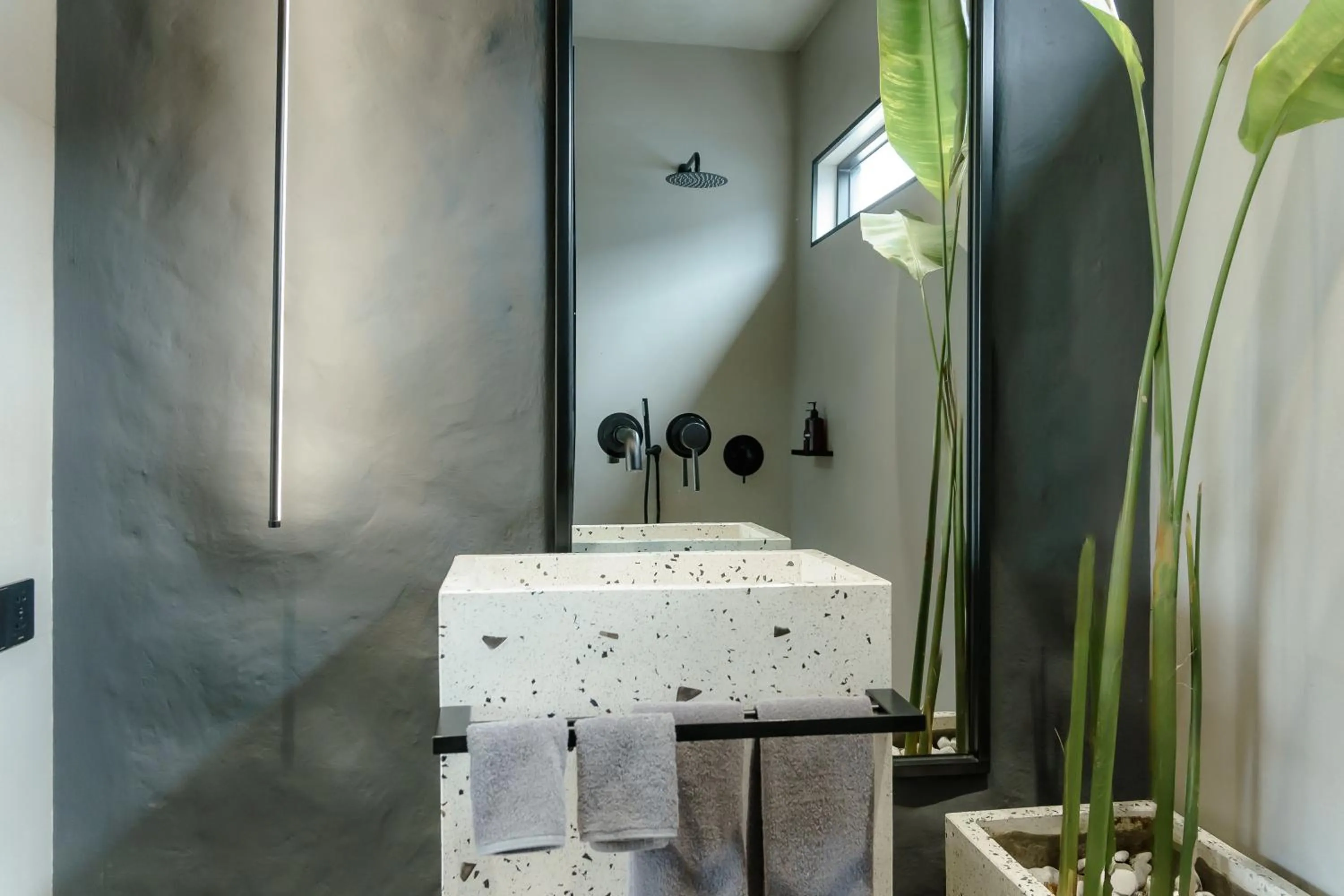 Shower in Predmet Babakan Canggu Bali