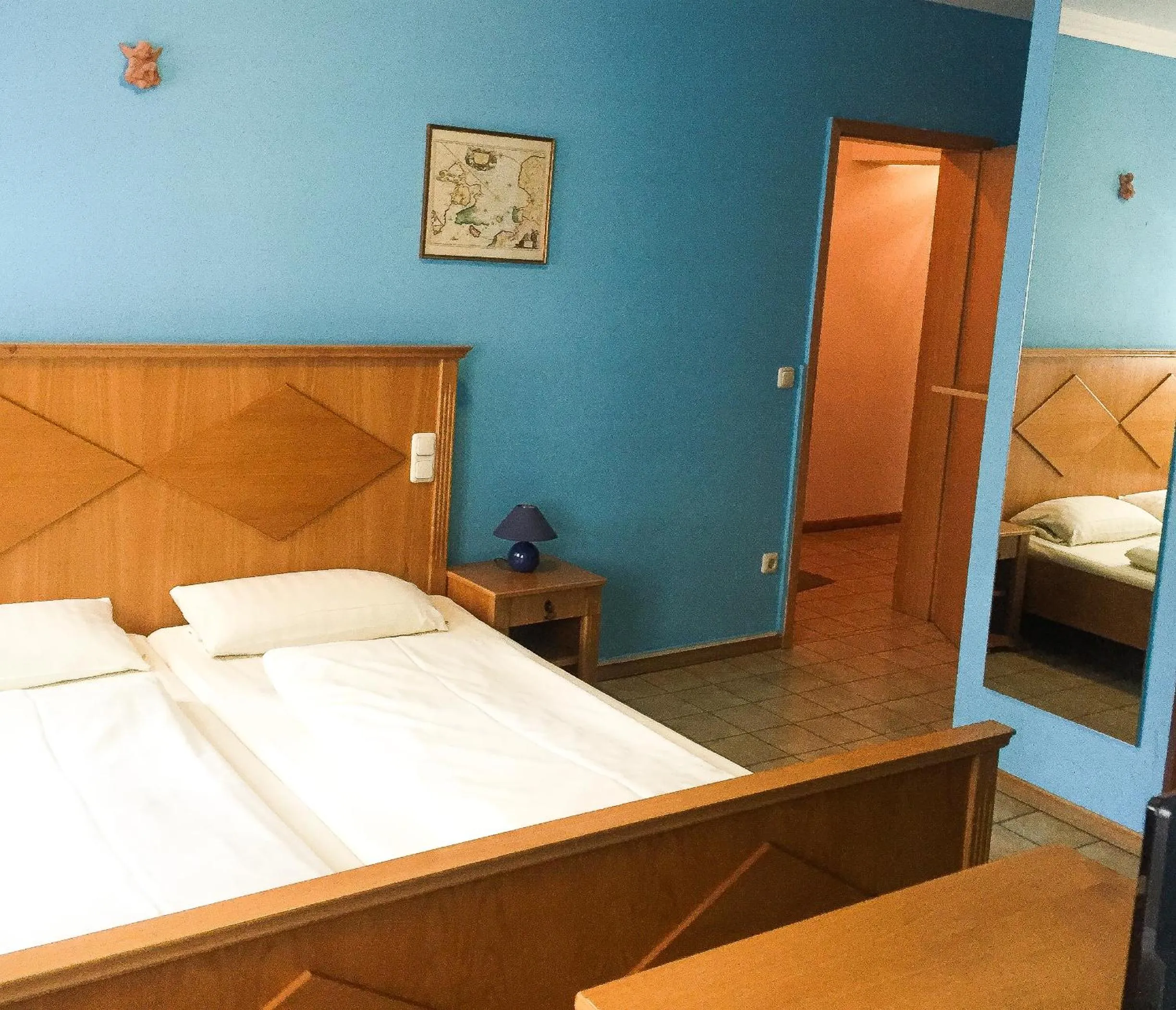 Bed in Pension Mona Lisa