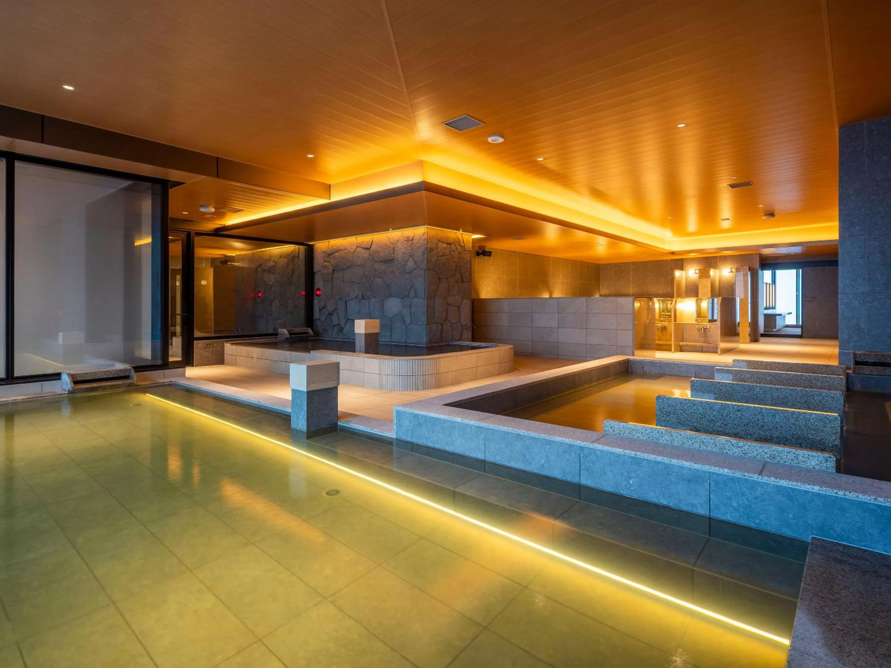 Public Bath in SAPPORO HOTEL by GRANBELL