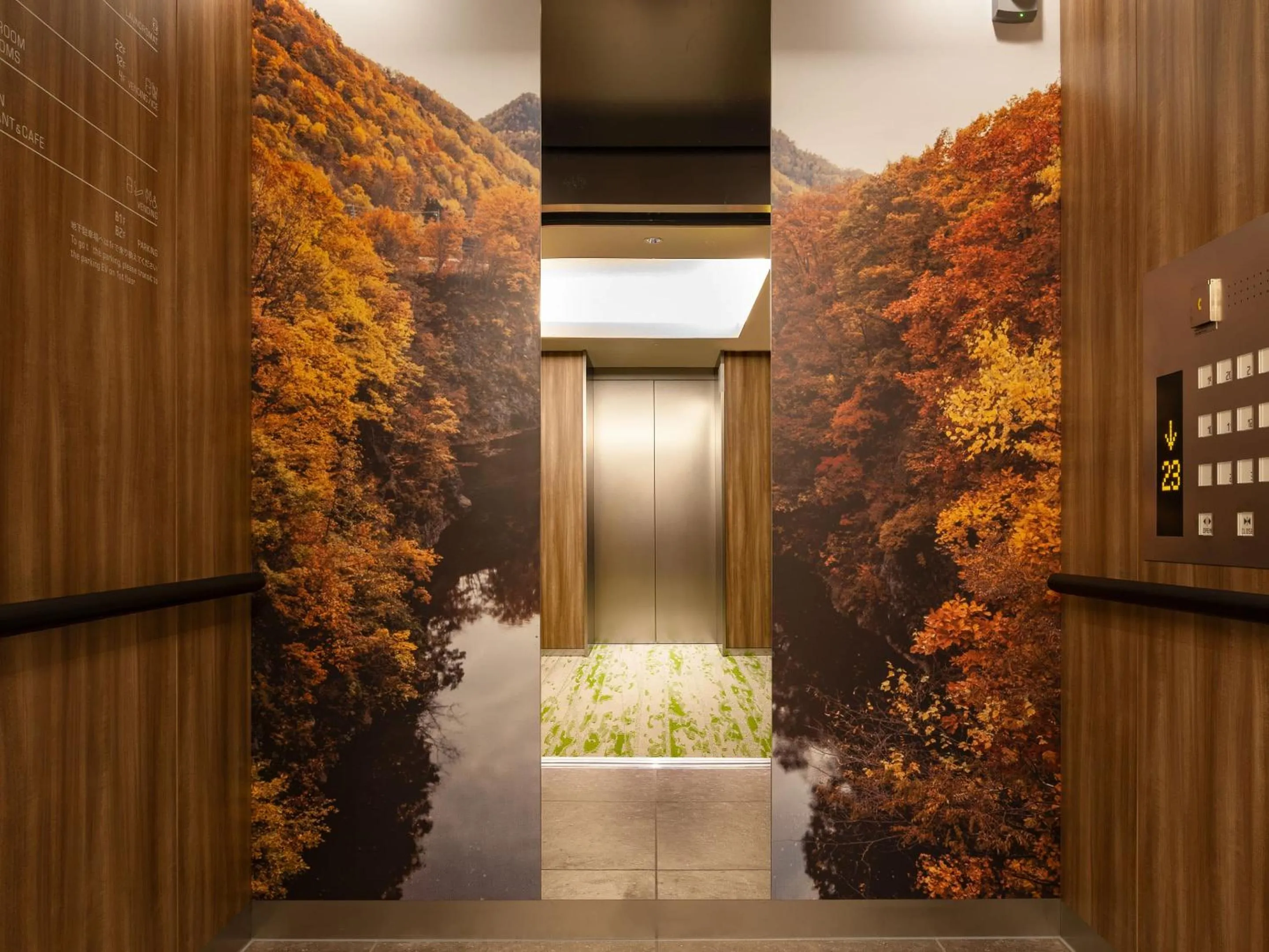 elevator in SAPPORO HOTEL by GRANBELL