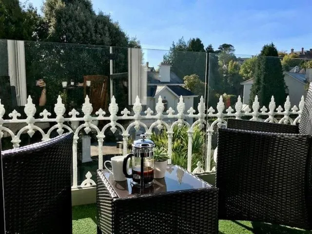 Quiet street view in Atlantis Holiday Apartments